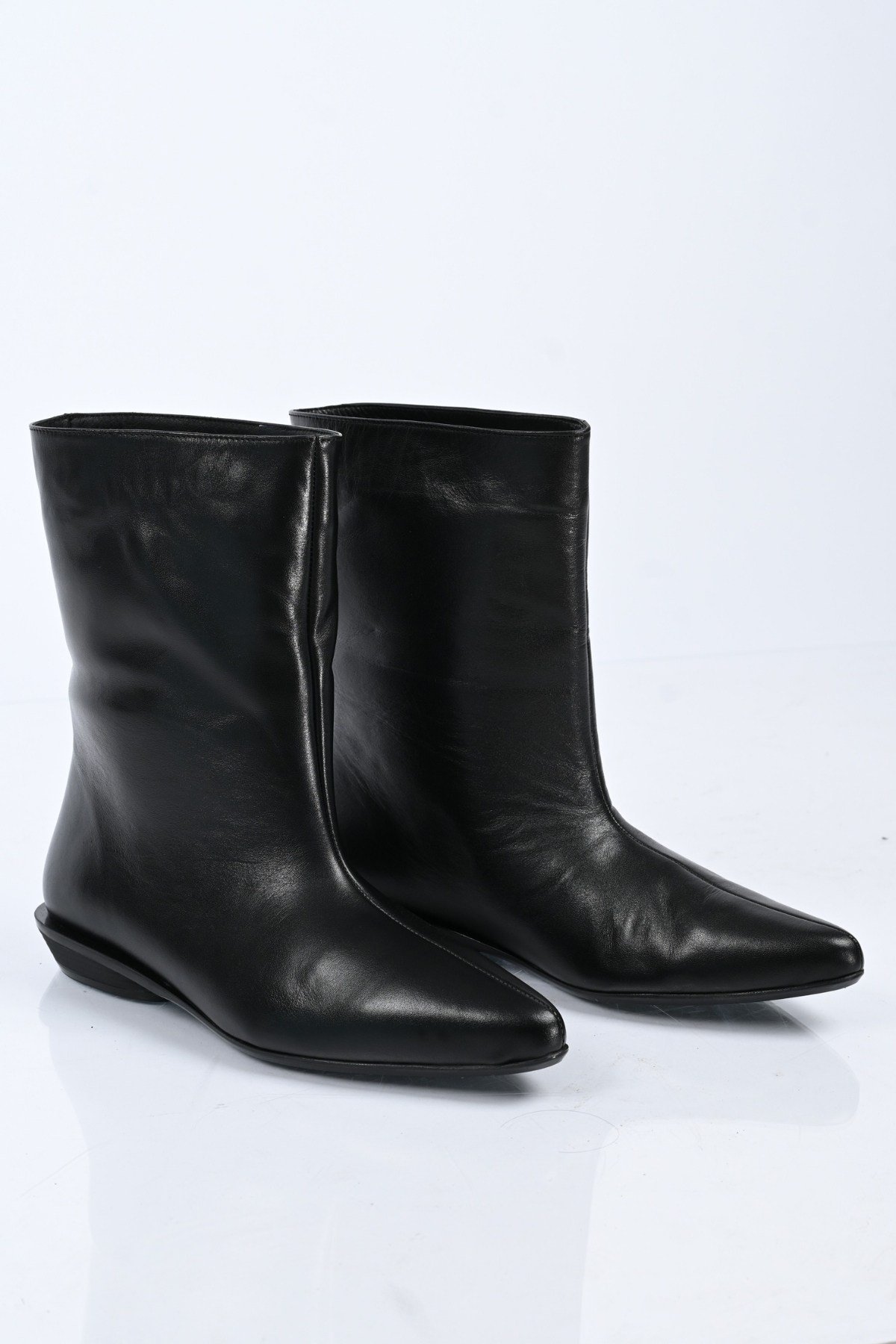 Bestello Bağcıksız Hakiki Deri Casual Bot 336-01285 Kadın Bot336-01285_SIYAH_36Casual Boots