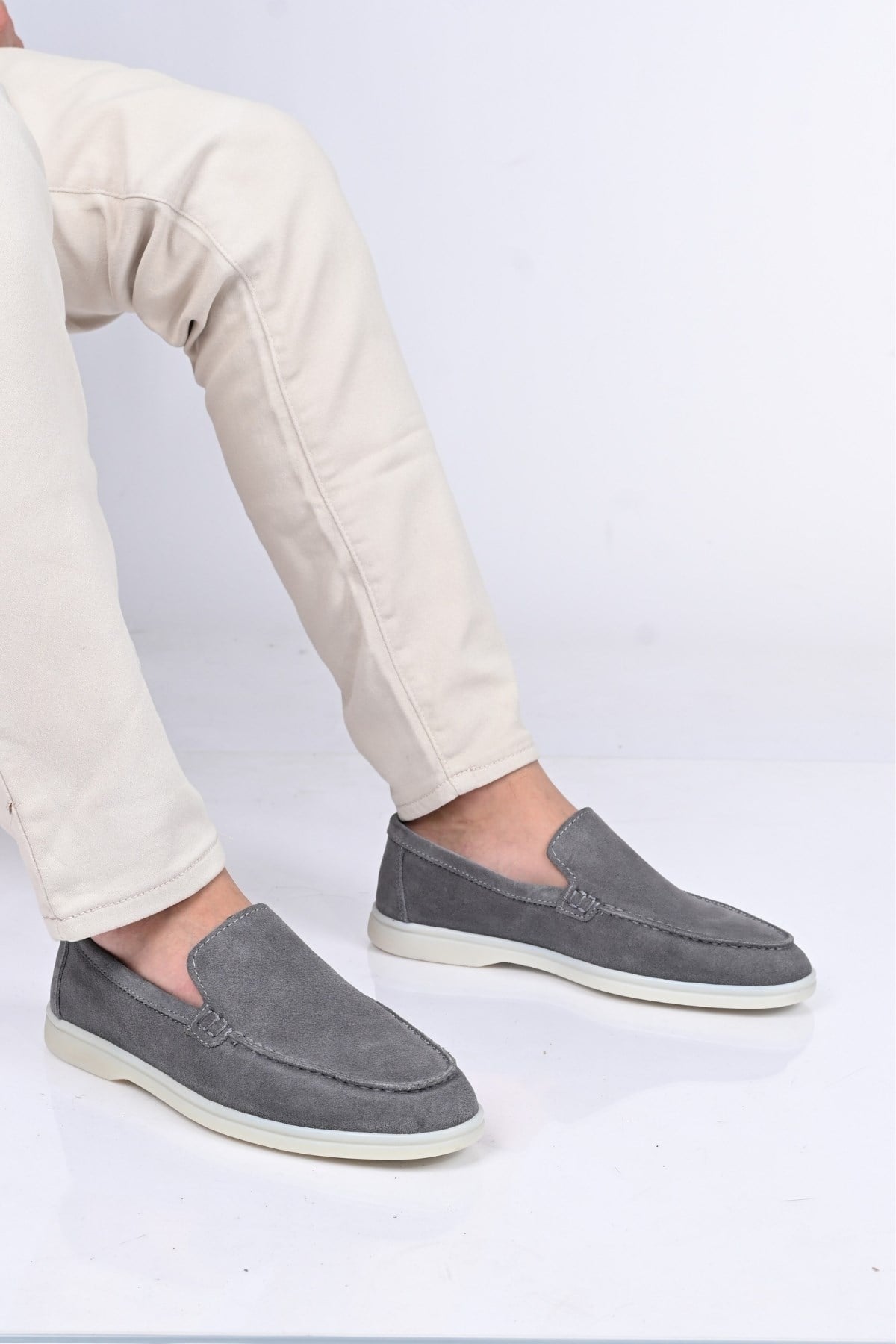 Bestello Bağcıksız Kauçuk Taban Hakiki Deri Loafer 028-2000 Erkek Ayakkabı028-2000_GRI SUET_39Loafers