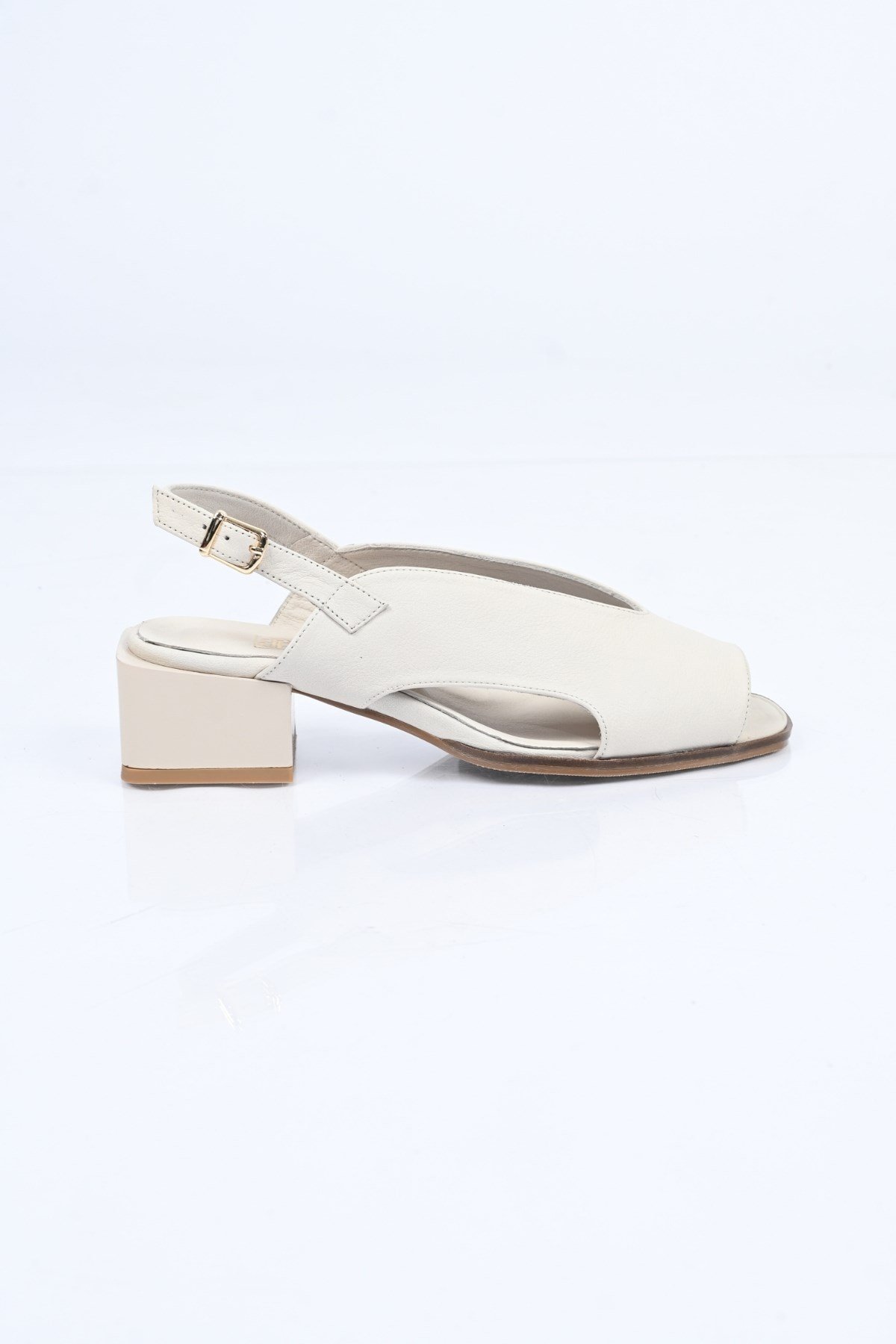 Bestello Bağcıksız Kemer Detaylı Jurdan Taban Hakiki Deri Sandalet 342-172 Kadın Sandalet342-172_BEJ_35Sandals
