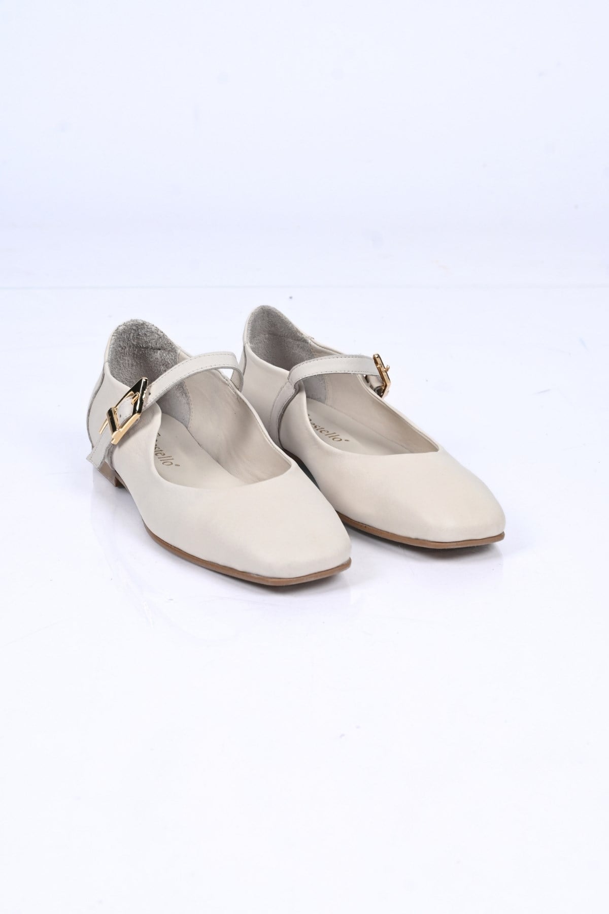 Bestello Bağcıksız Kemer Tokalı Neolit Taban Hakiki Deri Babet 342-050 Kadın Babet342-050_BEJ_35Loafers & Moccasins 