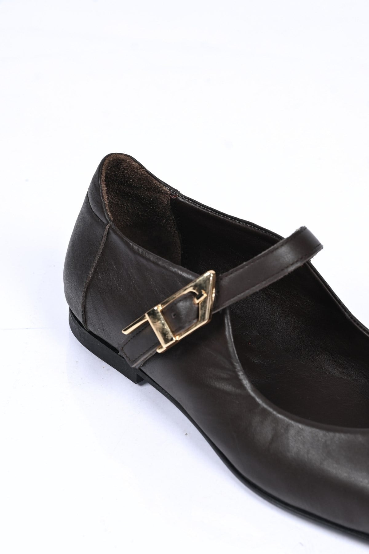 Bestello Bağcıksız Kemer Tokalı Neolit Taban Hakiki Deri Babet 342-050 Kadın Babet342-050_KAHVE_35Loafers & Moccasins 