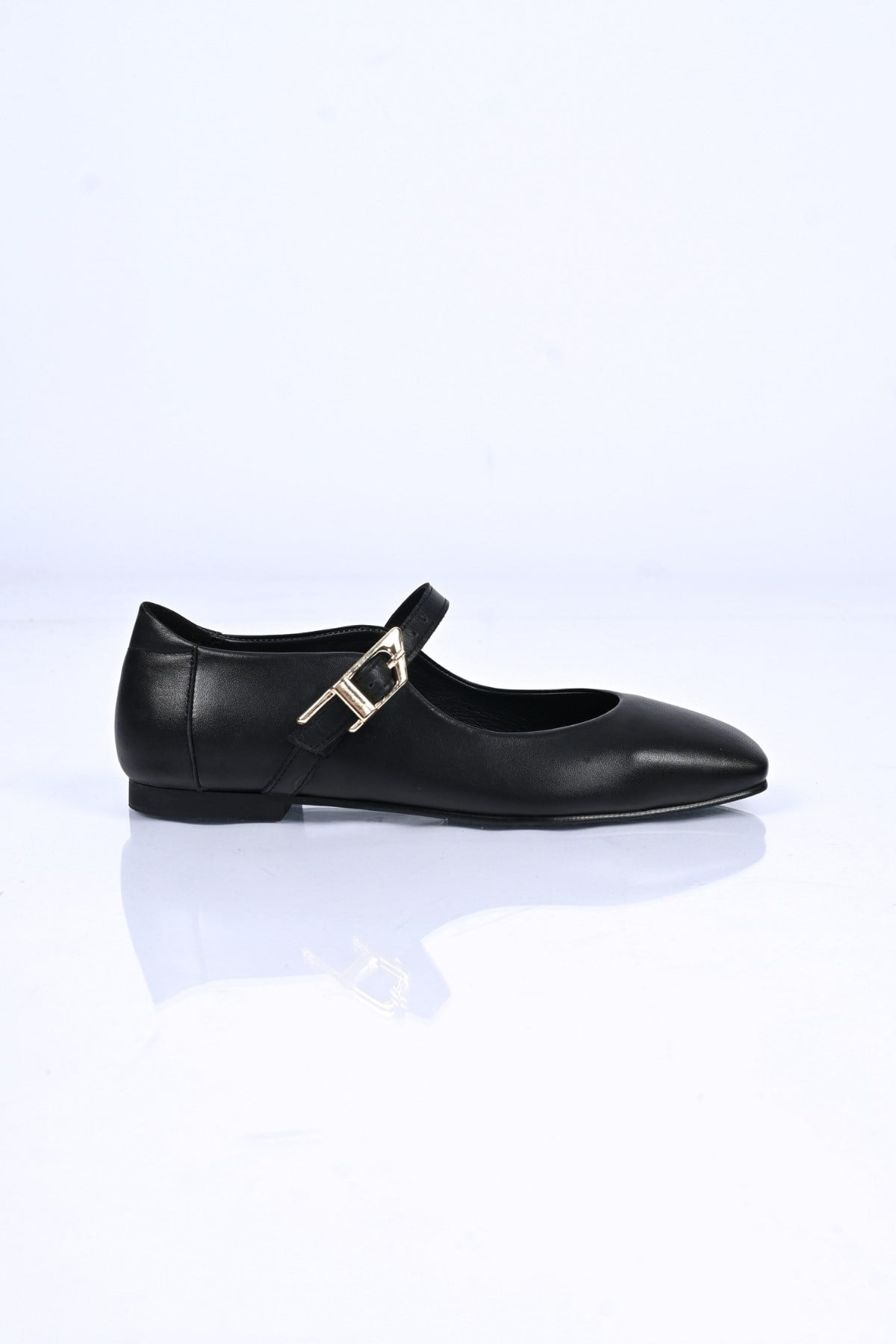 Bestello Bağcıksız Kemer Tokalı Neolit Taban Hakiki Deri Babet 342-050 Kadın Babet342-050_SIYAH_35Loafers & Moccasins 