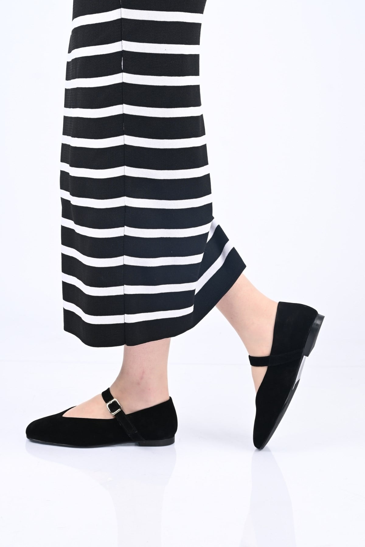 Bestello Bağcıksız Kemer Tokalı Neolit Taban Hakiki Deri Babet 342-079 Kadın Babet342-079_SIYAH SUET_35Loafers & Moccasins 