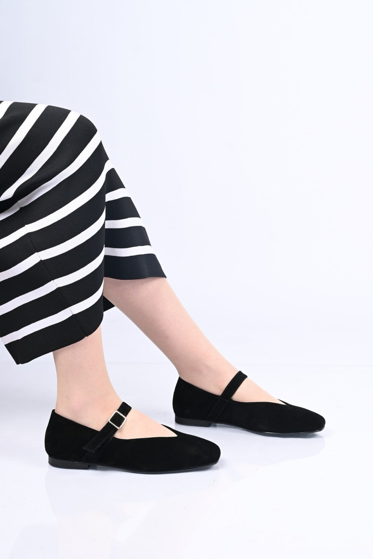 Bestello Bağcıksız Kemer Tokalı Neolit Taban Hakiki Deri Babet 342-079 Kadın Babet342-079_SIYAH SUET_35Loafers & Moccasins 