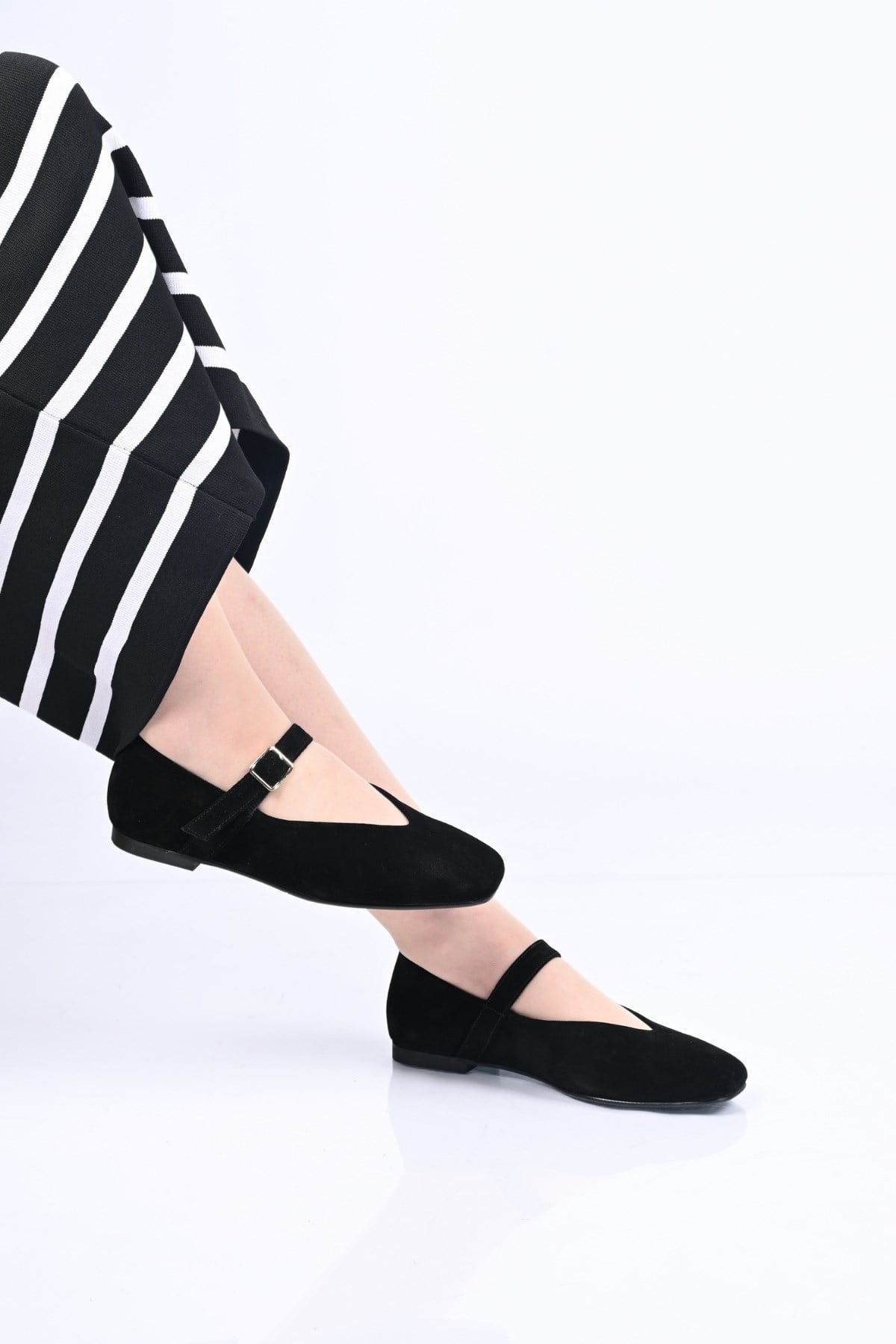 Bestello Bağcıksız Kemer Tokalı Neolit Taban Hakiki Deri Babet 342-079 Kadın Babet342-079_SIYAH SUET_35Loafers & Moccasins 