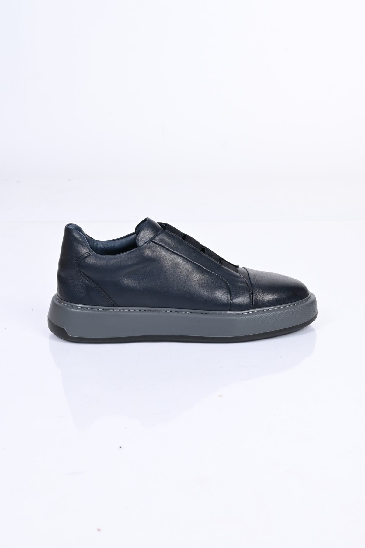 Bestello Bağcıksız Lastikli Eva Taban Hakiki Deri Sneaker 174-1982 Erkek Ayakkabı174-1982_LACI_39Sneakers