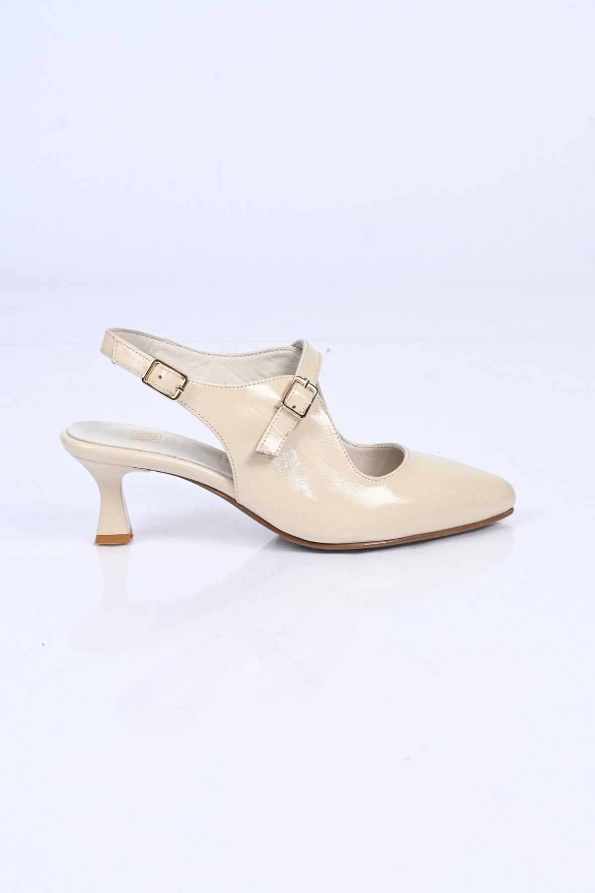 Bestello Bağcıksız Neolit Taban Hakiki Deri Arkası Açık Sivri Burun İnce Topuklu Ayakkabı 342-561 Ka342-561_BEJ RUGAN_35Thin Heels