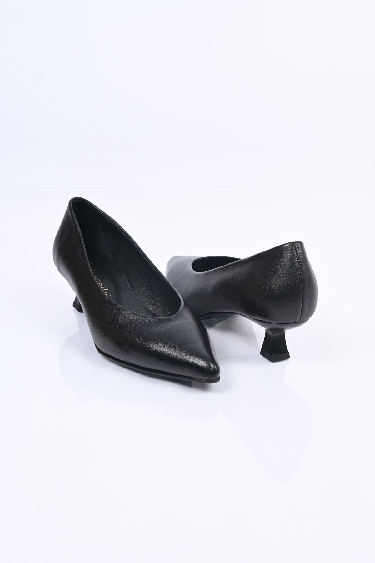 Bestello Bağcıksız Neolit Taban Hakiki Deri İnce Topuklu Ayakkabı 342-040 Kadın Ayakkabı342-040_SIYAH_35Thin Heels