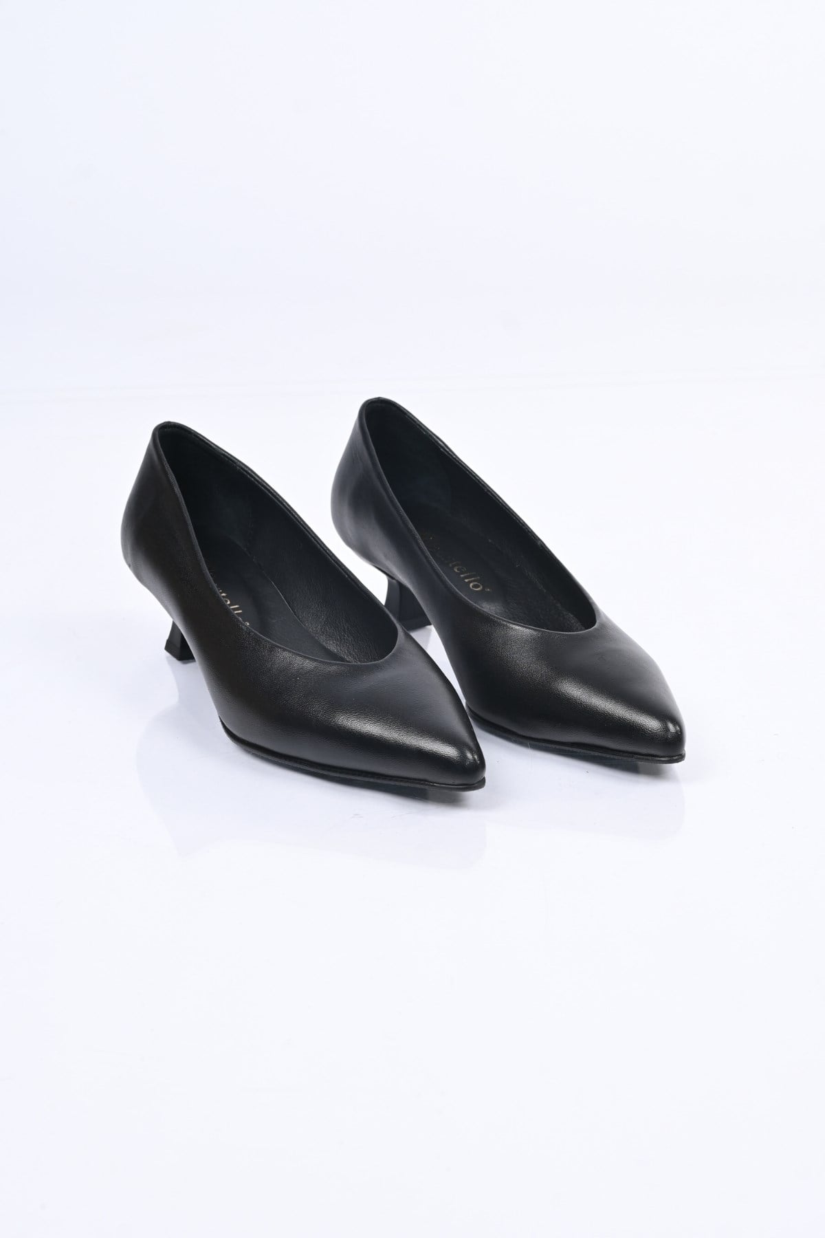 Bestello Bağcıksız Neolit Taban Hakiki Deri İnce Topuklu Ayakkabı 342-040 Kadın Ayakkabı342-040_SIYAH_35Thin Heels