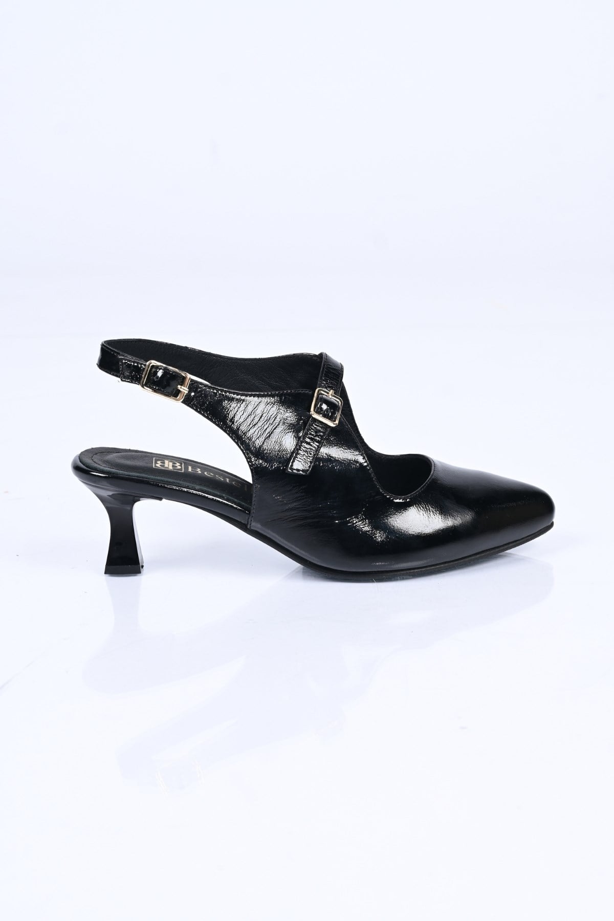 Bestello Bağcıksız Neolit Taban Hakiki Deri Arkası Açık Sivri Burun İnce Topuklu Ayakkabı 342-561 Ka342-561_SIYAH RUGA_35Thin Heels