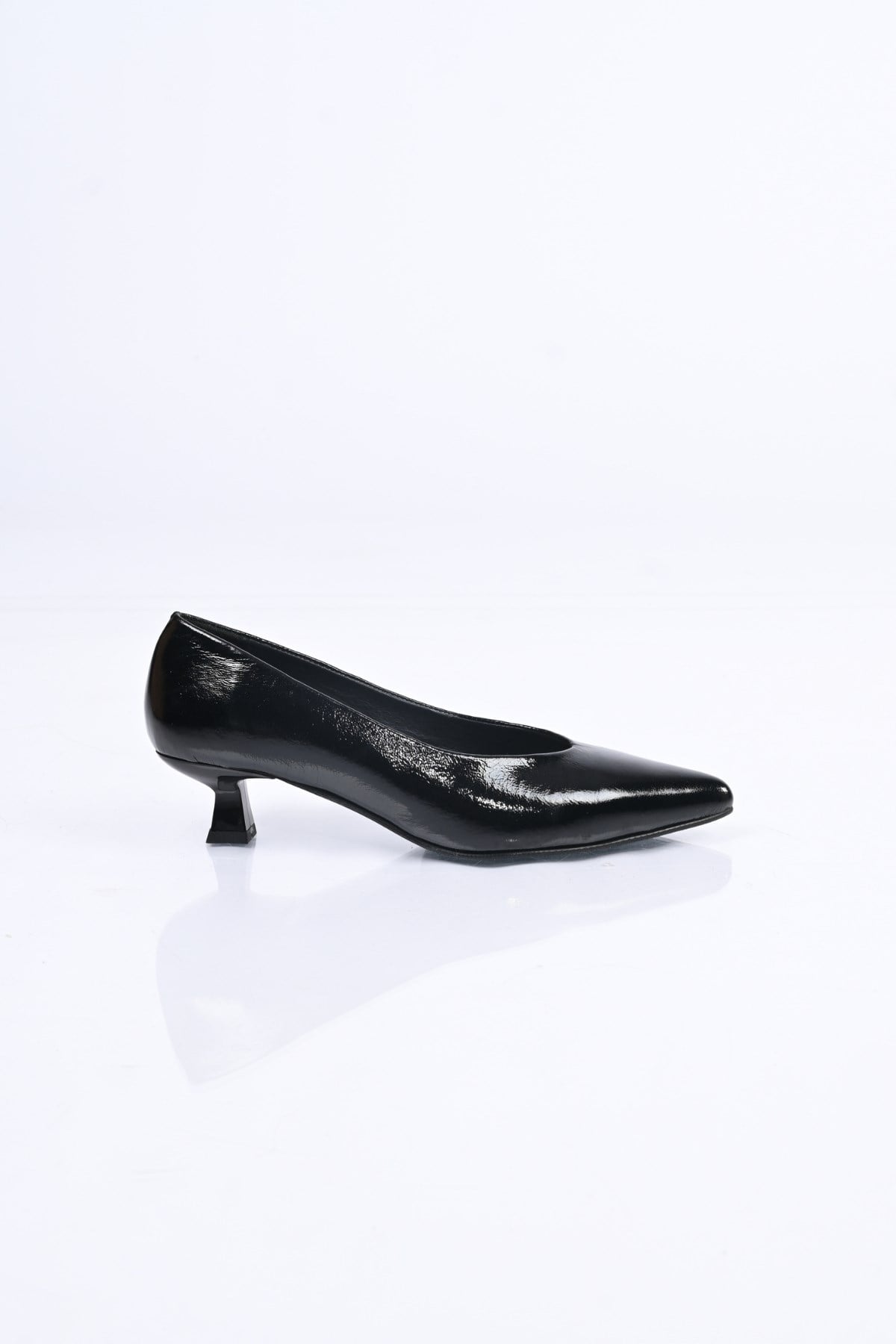 Bestello Bağcıksız Neolit Taban Hakiki Deri İnce Topuklu Ayakkabı 342-040 Kadın Ayakkabı342-040_SIYAH RUGA_35Thin Heels