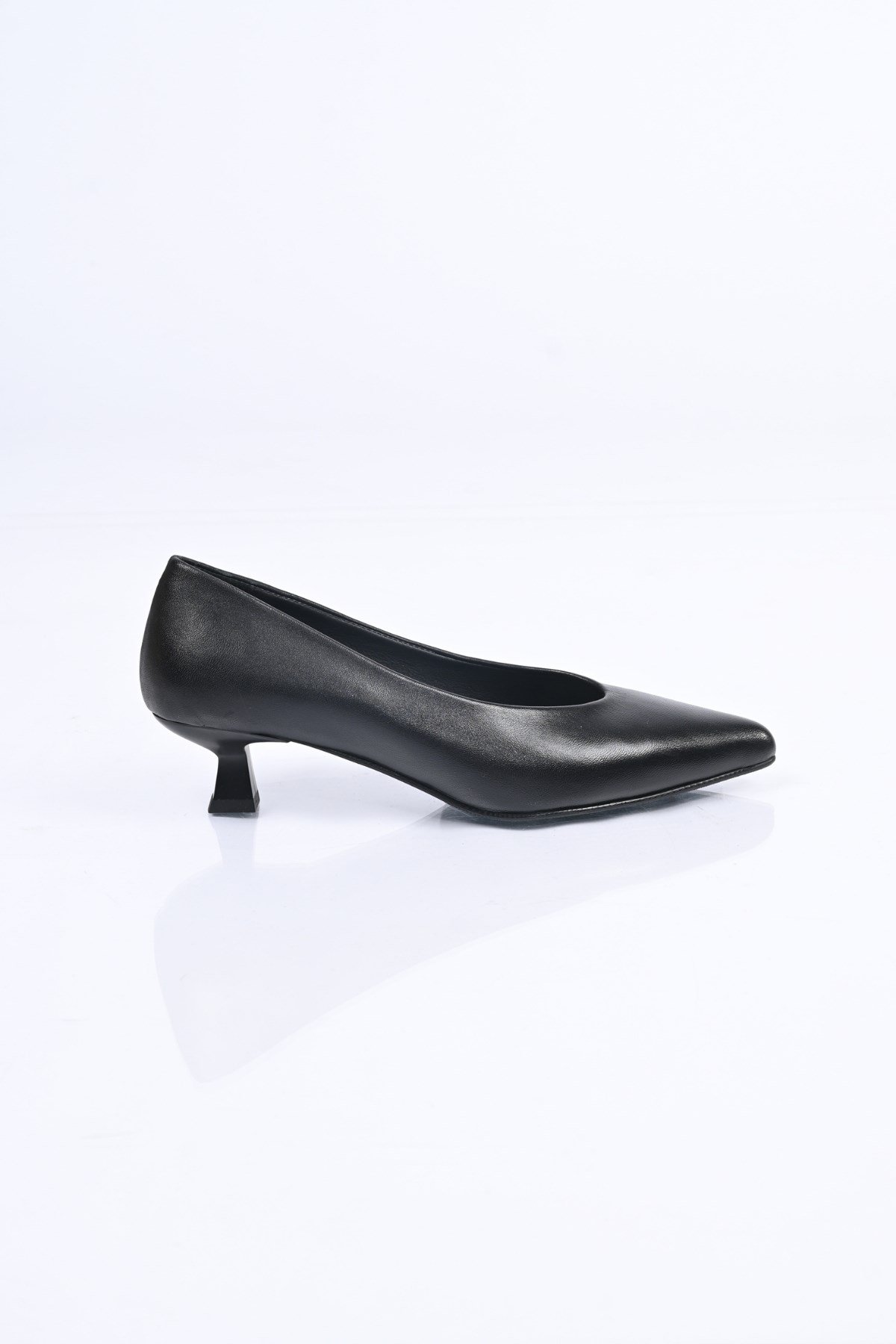 Bestello Bağcıksız Neolit Taban Hakiki Deri İnce Topuklu Ayakkabı 342-040 Kadın Ayakkabı342-040_SIYAH_35Thin Heels