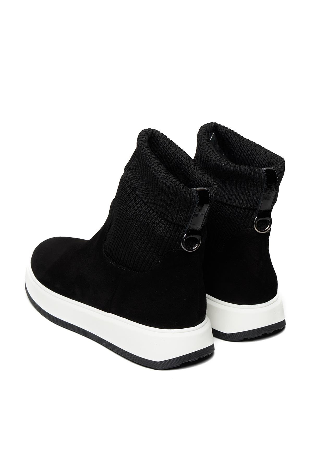 Bestello Bağcıksız Streç Lastikli Termo Taban Düz Bot 332-23136 Kadın Bot332-23136_SYHSUET-BY_36Casual Boots