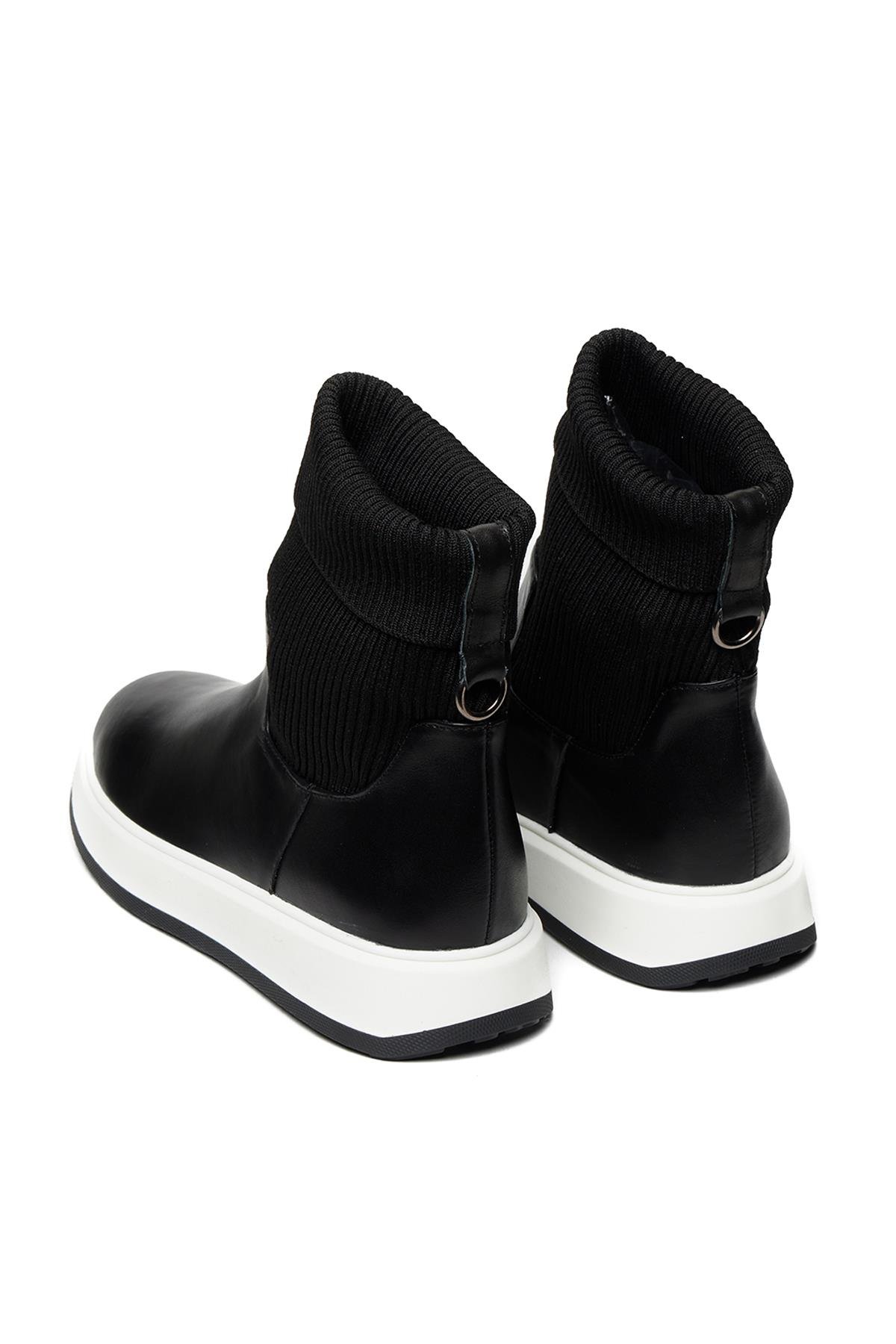 Bestello Bağcıksız Streç Lastikli Termo Taban Düz Bot 332-23136 Kadın Bot332-23136_SIYAH-BEYA_36Casual Boots