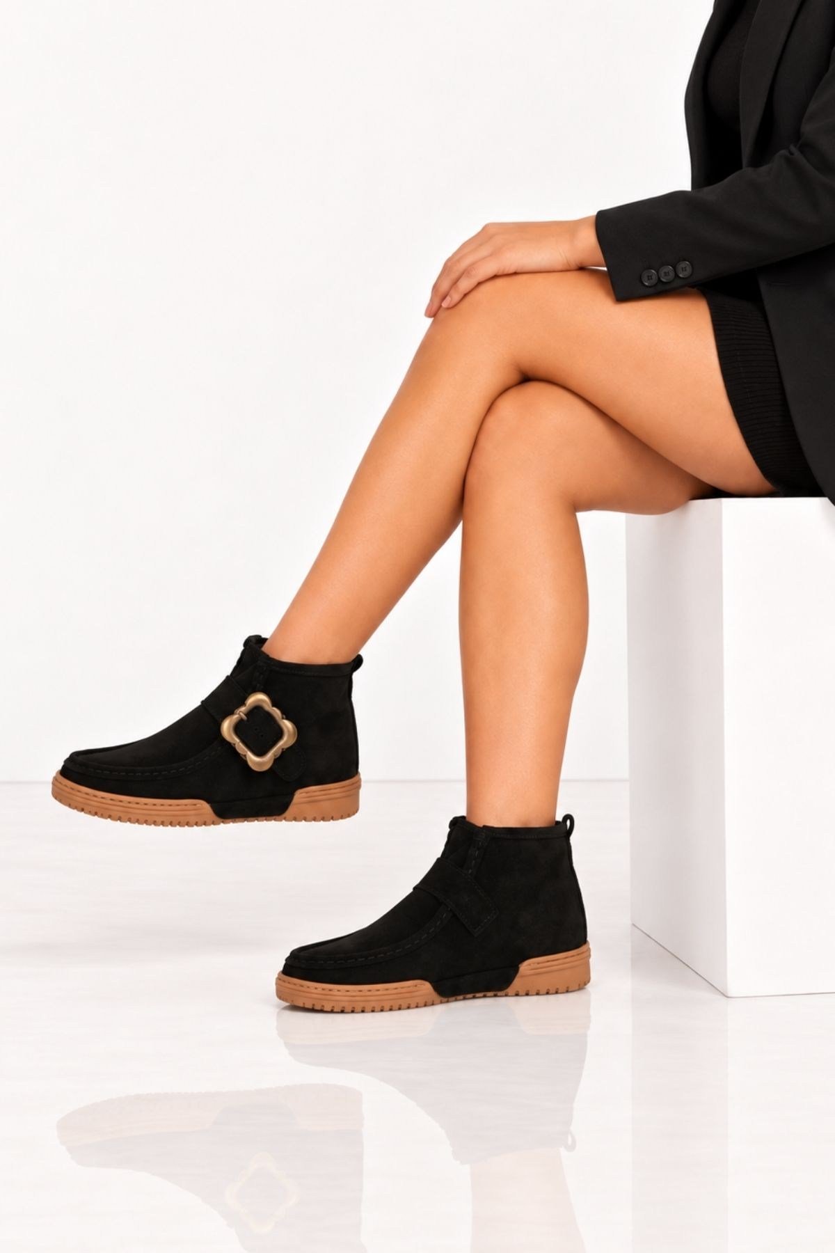 Bestello Bağcıksız Tokalı Hakiki Deri Kısa Bot 341-1200 Kadın Bot341-1200_SIYAH SUET_36Casual Boots