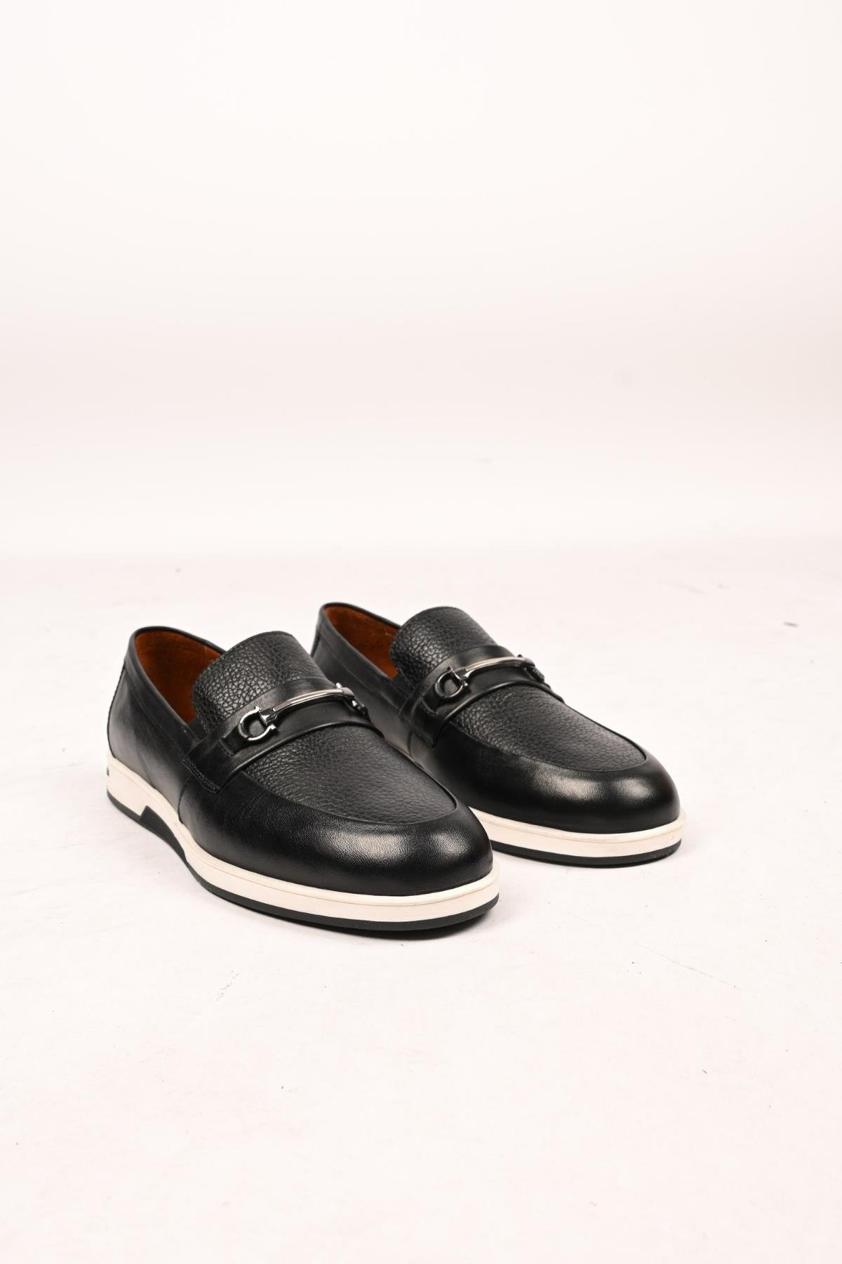 Bestello Bağcıksız Tokalı Loafer Termo Taban Hakiki Deri 333-5582 Erkek Ayakkabı333-5582_SIYAH_40Loafer