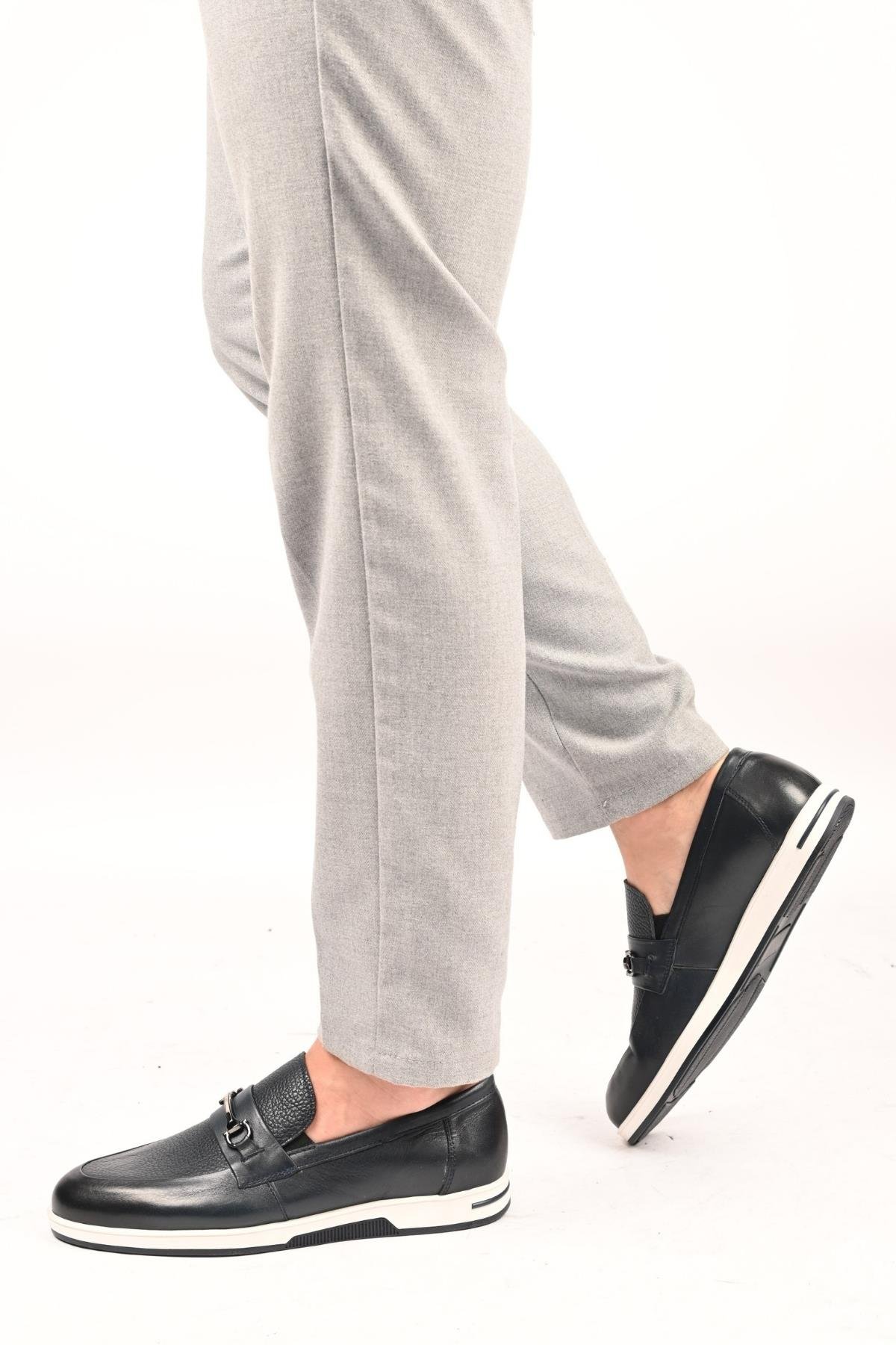 Bestello Bağcıksız Tokalı Loafer Termo Taban Hakiki Deri 333-5582 Erkek Ayakkabı333-5582_LACIVERT_40Loafer