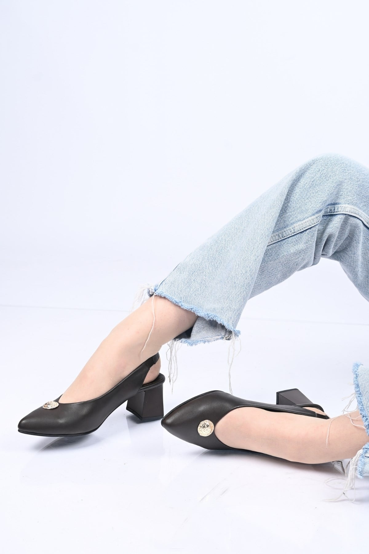 Bestello Bağcıksız Tokalı Neolit Taban Hakiki Deri Arkası Açık Kalın Topuklu Ayakkabı 342-563 Kadın 342-563_KAHVE_35Thick Heels