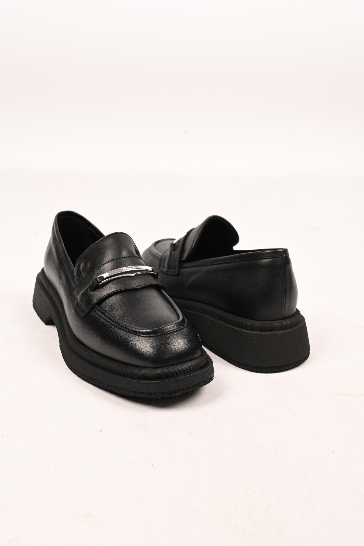 Bestello Bağcıksız Tokalı Termo Taban Hakiki Deri Casual 334-1845-28 Kadın Ayakkabı334-1845-28_SIYAH_36Casuals