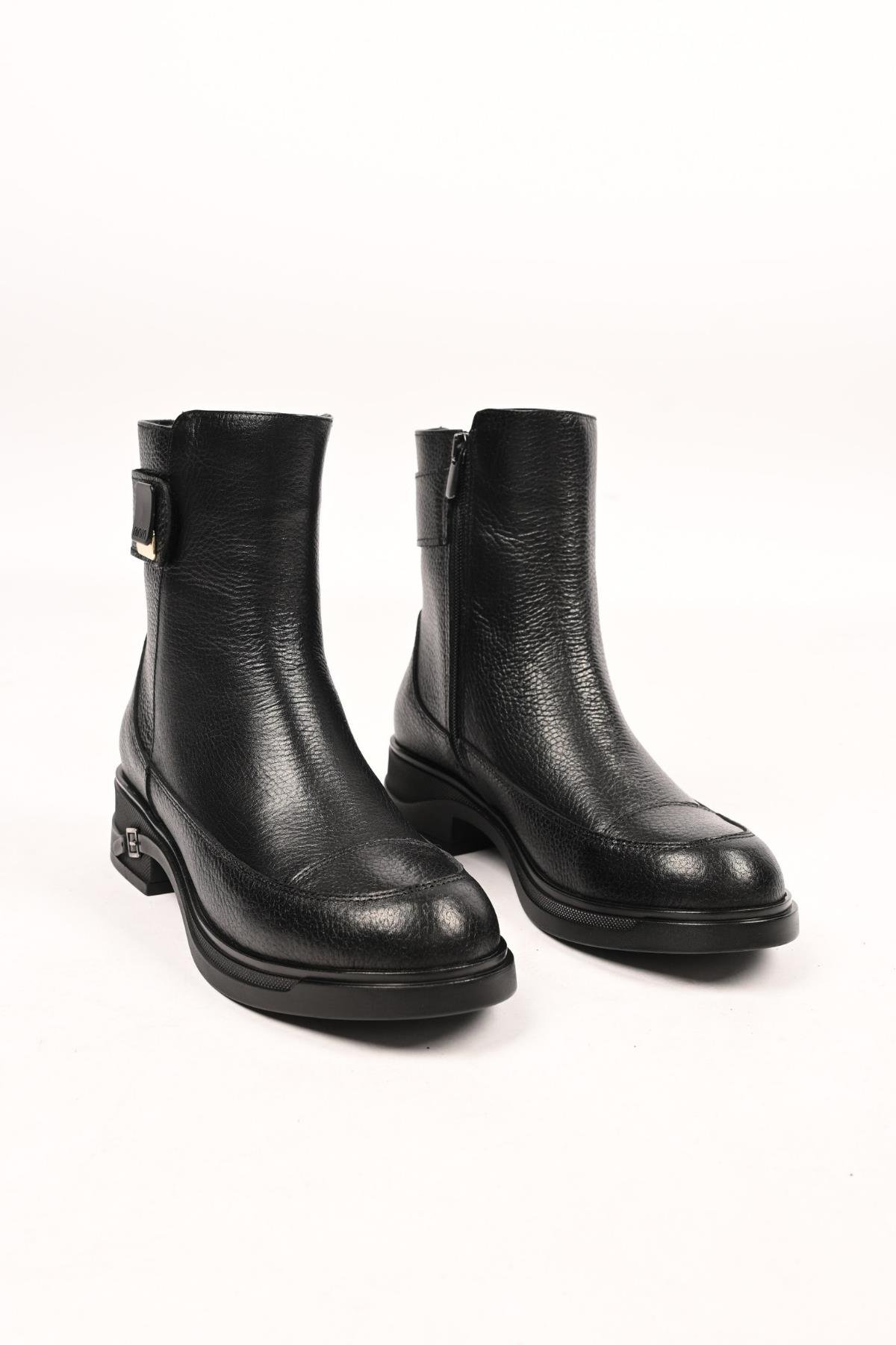 Bestello Bağcıksız Tokalı Termo Taban Hakiki Deri Casual Bot 335-662-19 Kadın Bot335-662-19_SIYAH_36Casual Boots