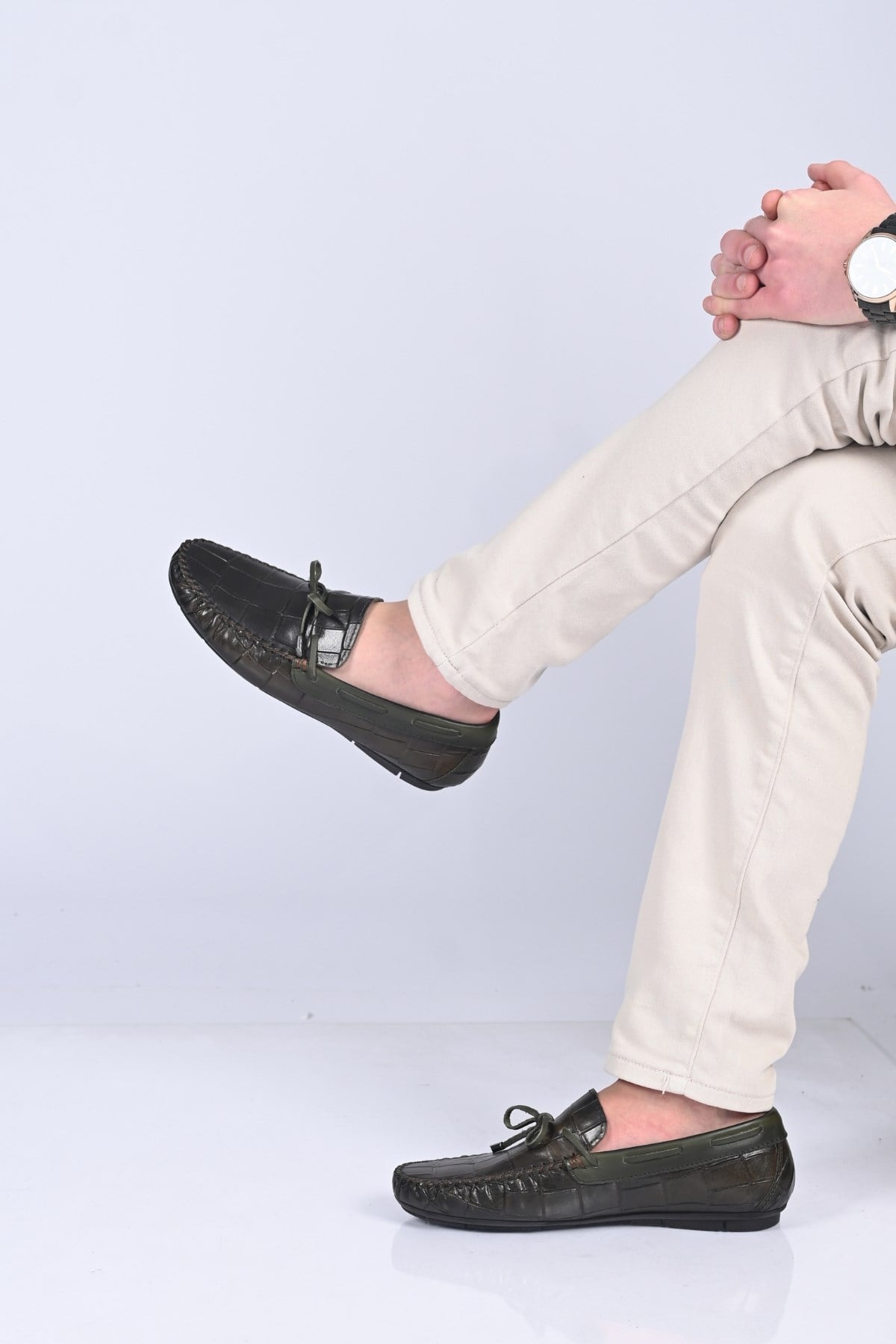 Bestello Erkek Kroko Detaylı Hakiki Deri Loafer - Fiyonklu Klasik AyakkabıBestello Bağcıksız Fiyonklu Poliüretan Taban Hakiki Deri Loafer 028-2068-26Y Erkek Ayakkabı028-2068-26Y_YESIL KROK_39Loafer