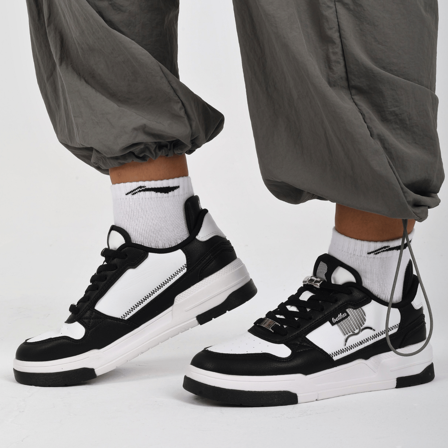 Bathu Journey Kadın Sneaker - SIYAH BEYAZ