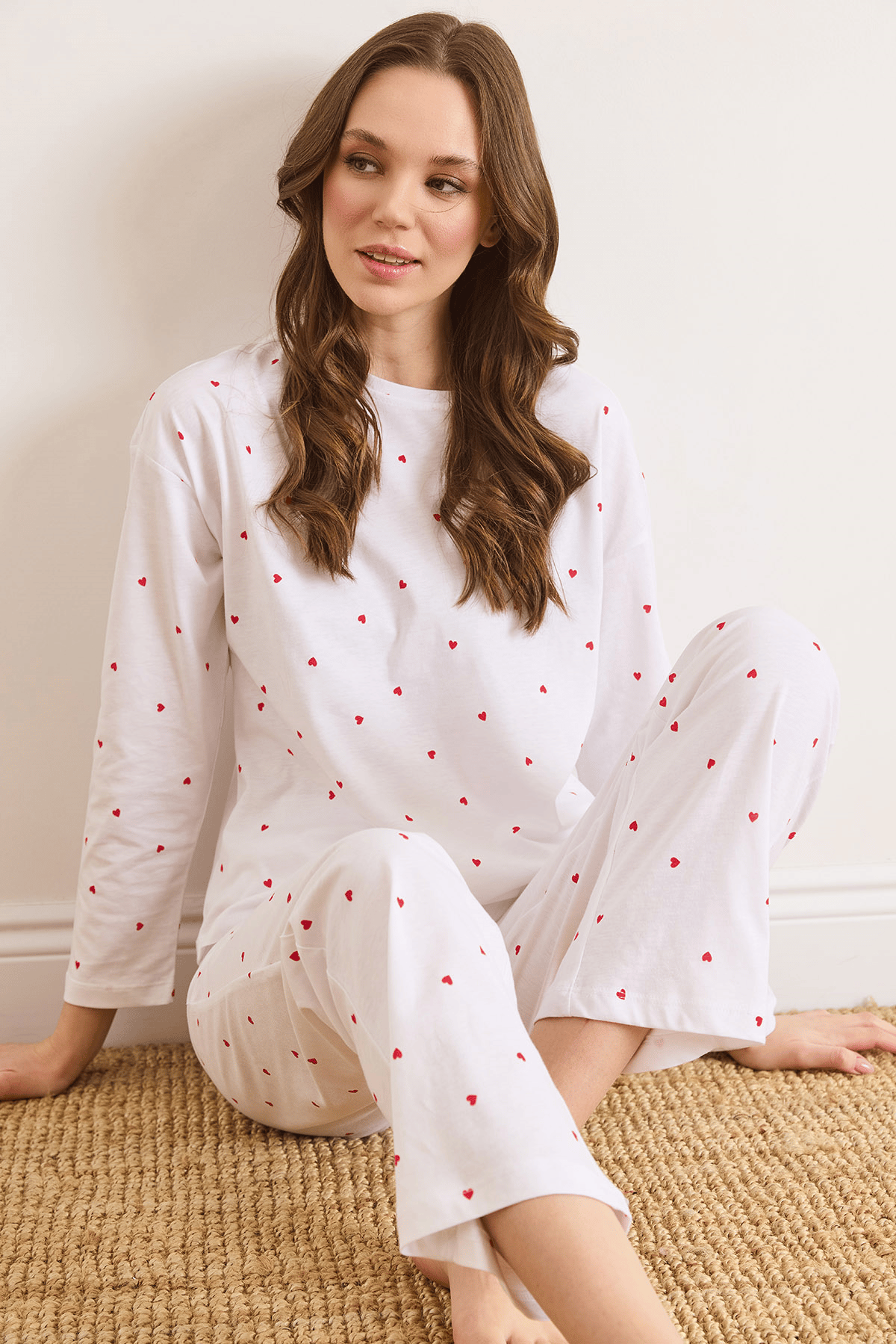 %100 Pamuk Uzun Kollu Pijama Takımı Beyaz Kalp