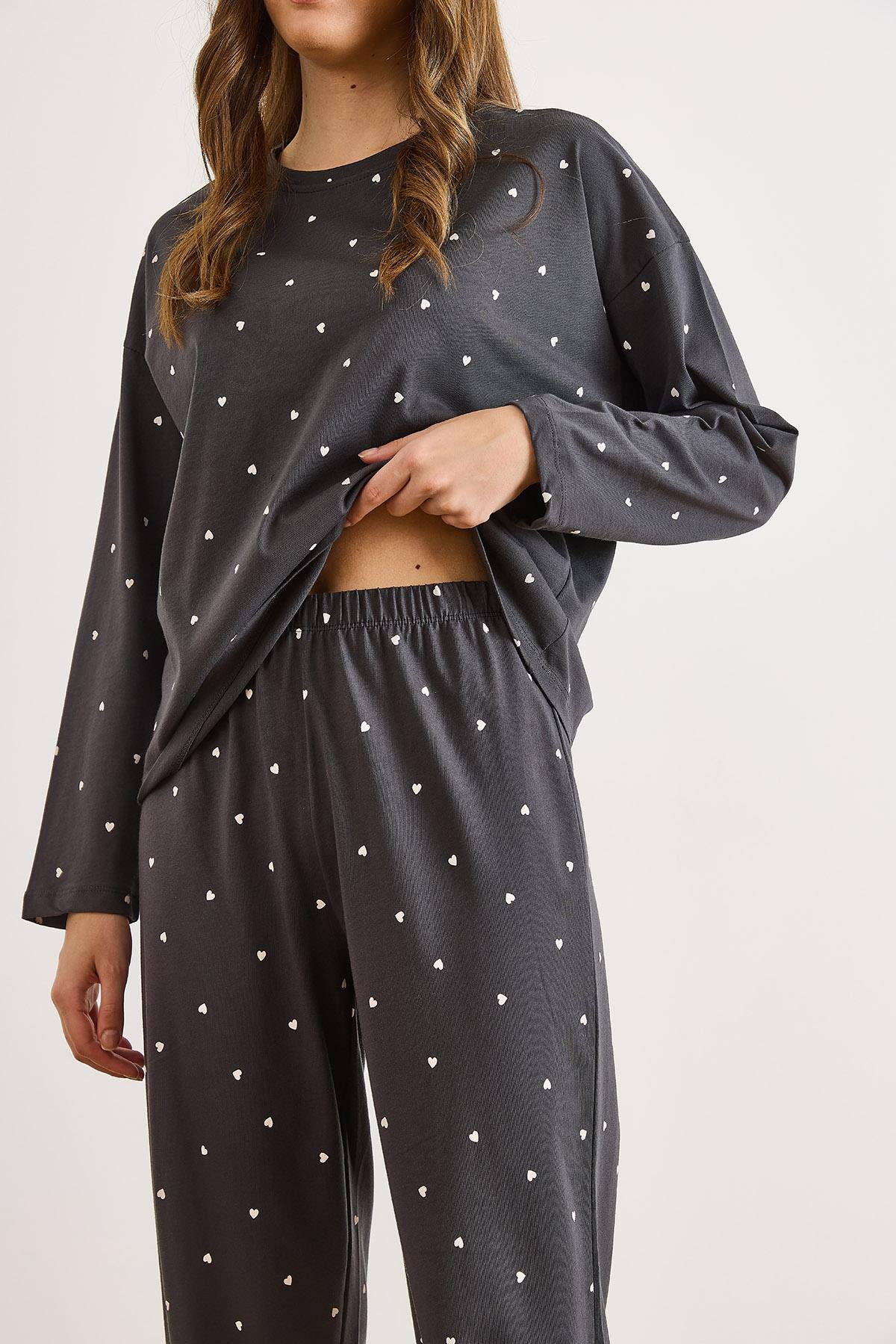 %100 Pamuk Uzun Kollu Pijama Takımı Füme Kalp