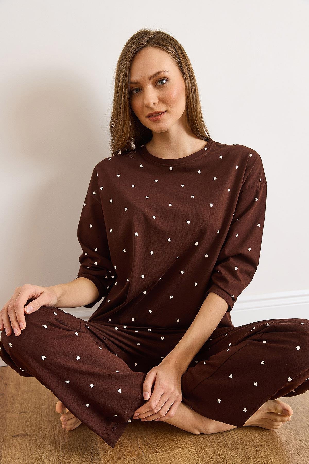 %100 Pamuk Uzun Kollu Pijama Takımı Kahverengi Kalp