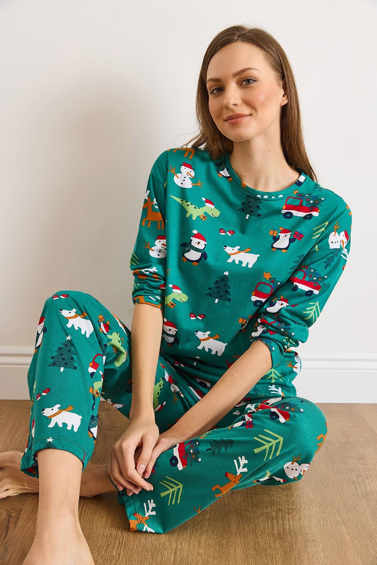 %100 Pamuk Uzun Kollu Pijama Takımı Yılbaşı Yeşil