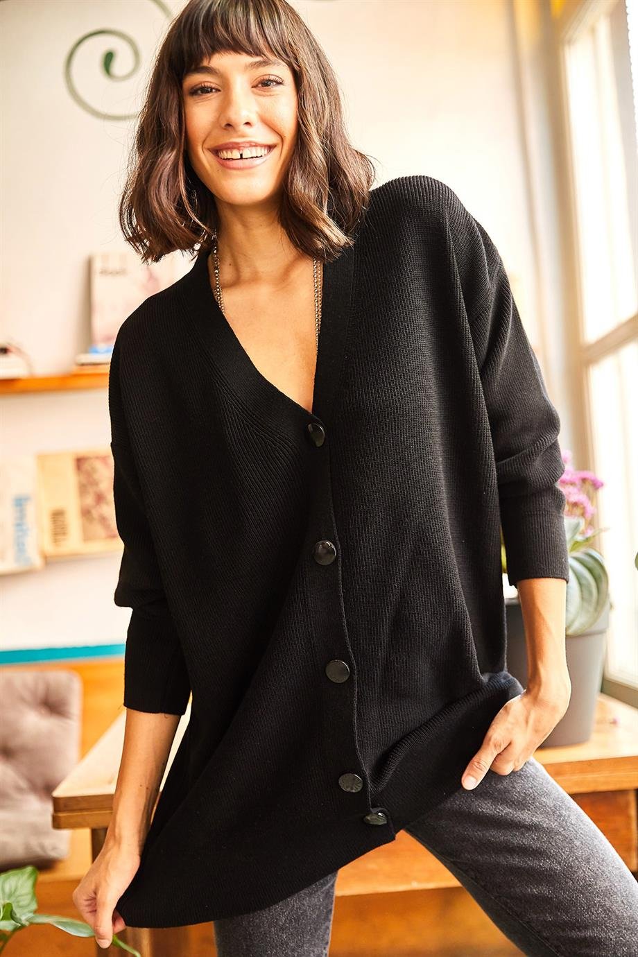 5 Düğmeli Yumuşak Dokulu Oversize Triko Hırka Siyah