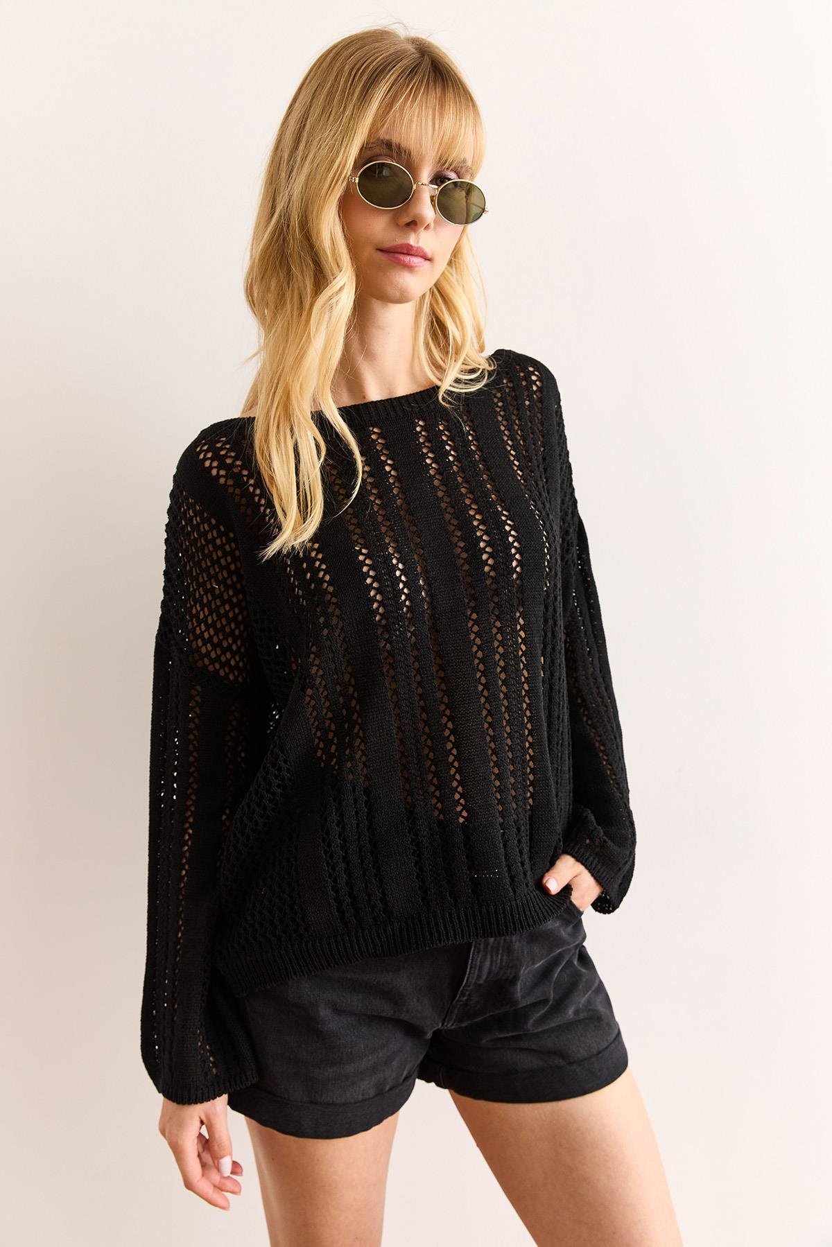 Ajurlu Relaxed Fit Mevsimlik Triko Bluz Siyah