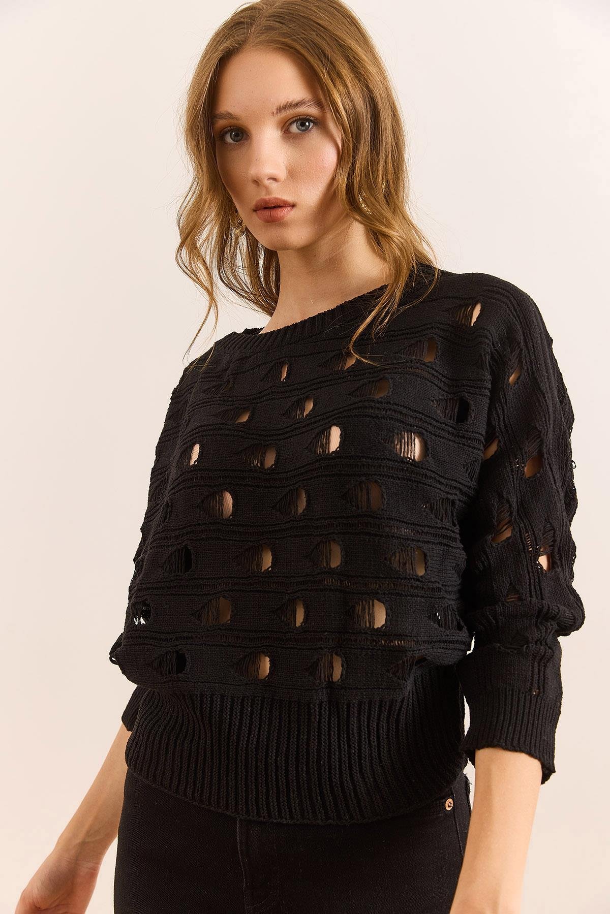 Ajurlu Yarasa Model Triko Bluz Siyah