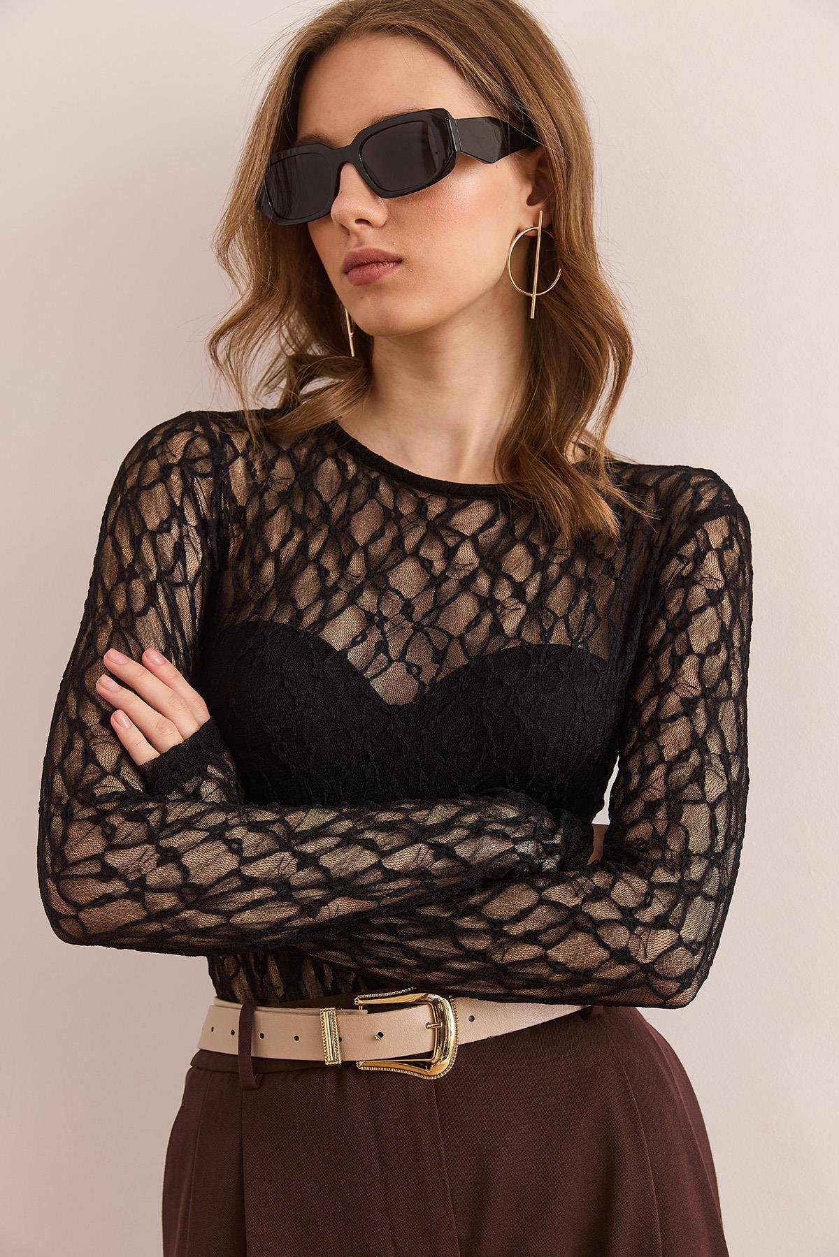 Altı Çıtçıt lı Esnek Bodysuit Siyah