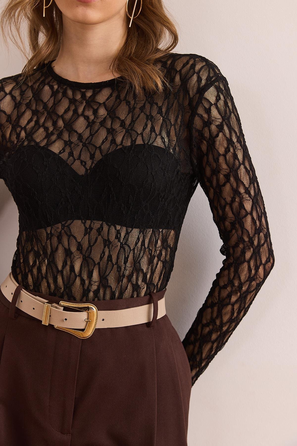 Altı Çıtçıt lı Esnek Bodysuit Siyah