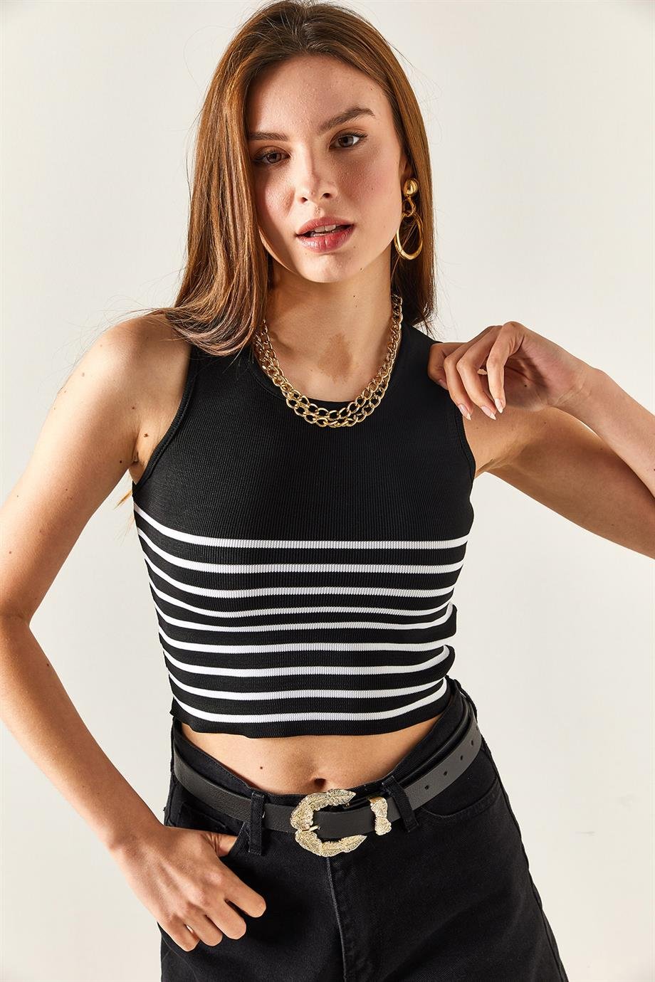 Altı Çizgili Crop Triko Bluz Siyah