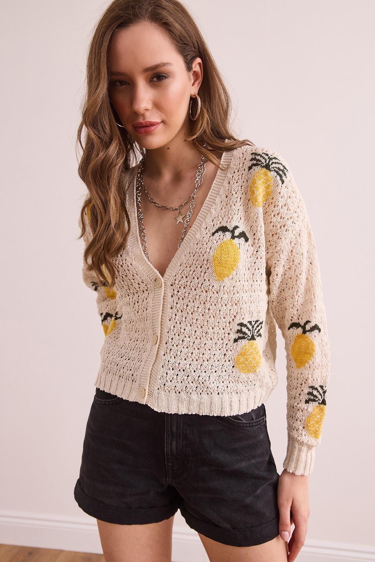 Ananas Motifli Ajurlu Crop Hırka Ekru