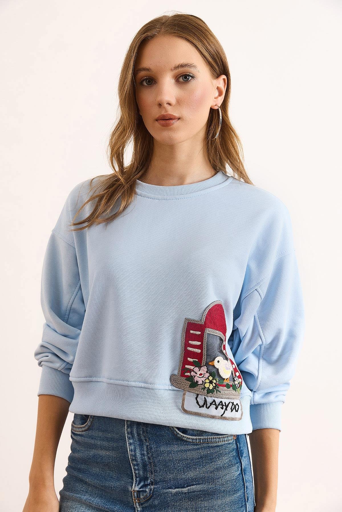 Aplike Detaylı Şardonsuz Kalın Crop Sweatshirt Bebe Mavi