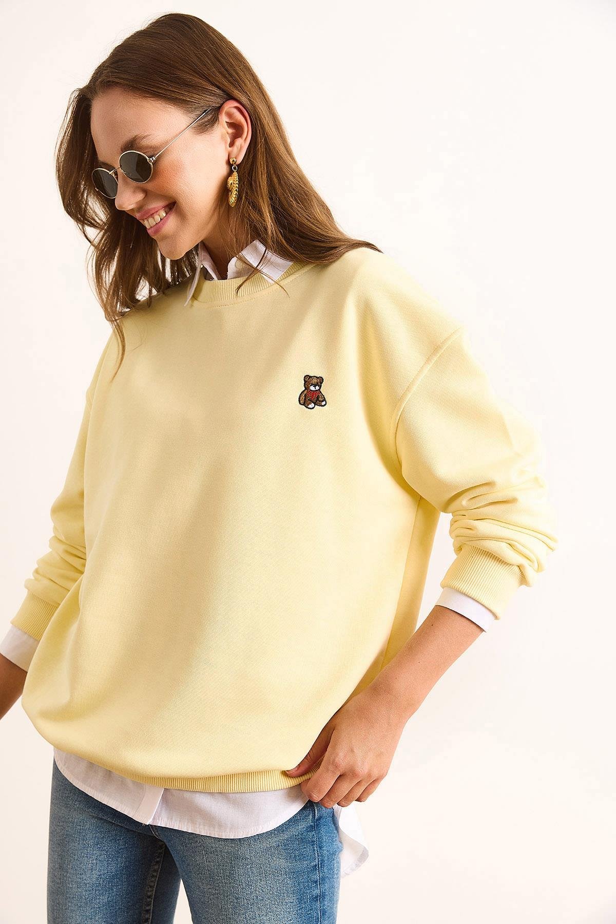 Ayıcık Nakışlı Dikiş Detaylı Şardonlu Kalın Sweatshirt Sarı
