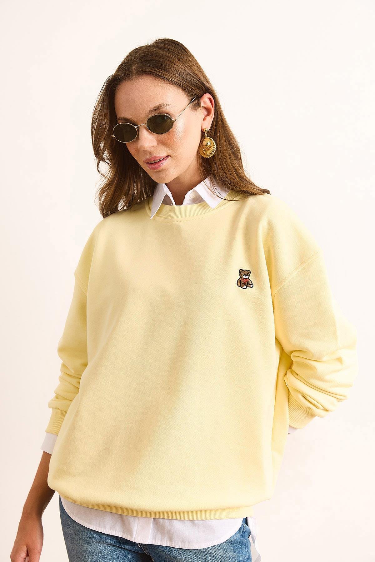 Ayıcık Nakışlı Dikiş Detaylı Şardonlu Kalın Sweatshirt Sarı