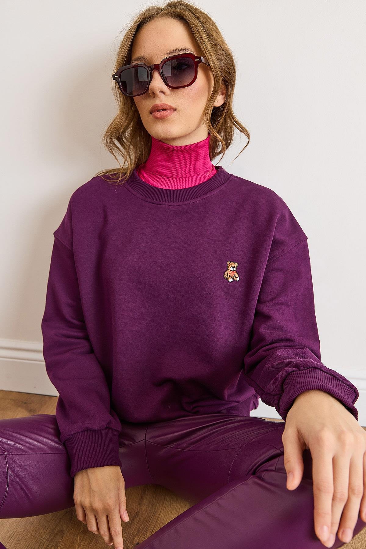 Ayıcık Nakışlı Dikiş Detaylı Şardonlu Kalın Sweatshirt Mürdüm
