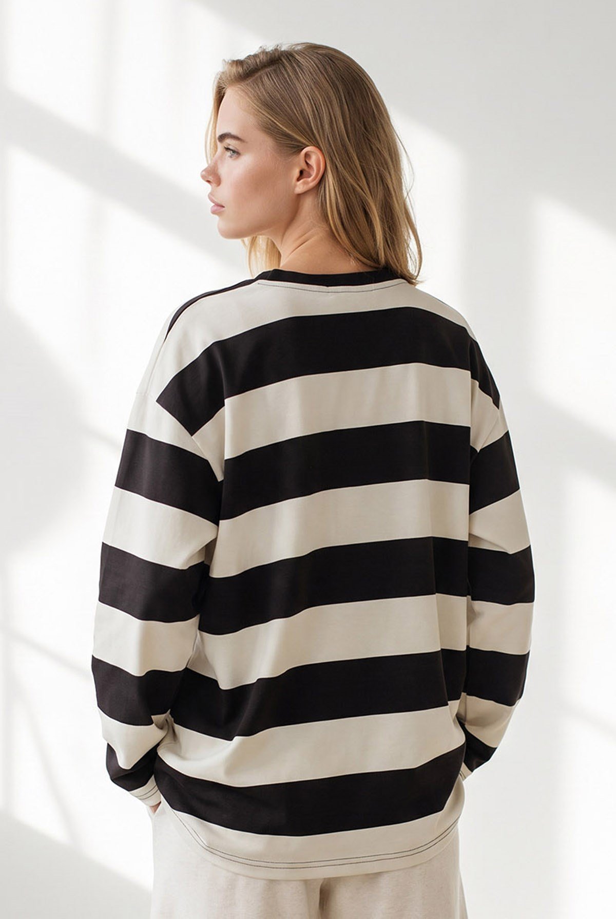 Ayıcık Nakışlı Kalın Şeritli Sweatshirt Taş Kahve