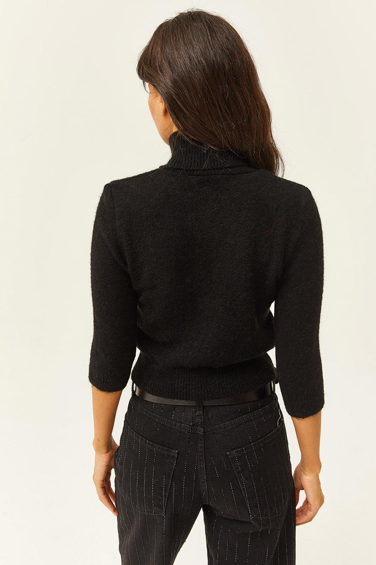 Balıkçı Yaka Yumuşak Dokulu Crop Triko Kazak Siyah