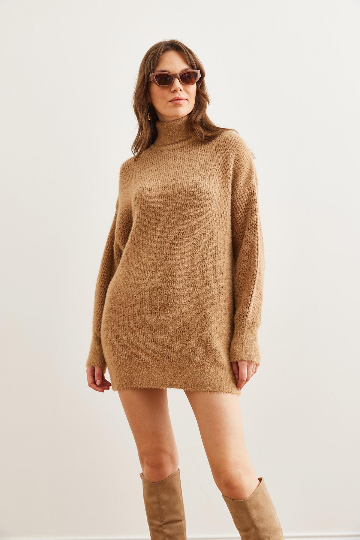 Balıkçı Yaka Yumuşak Dokulu Sakal Triko Tunik Camel