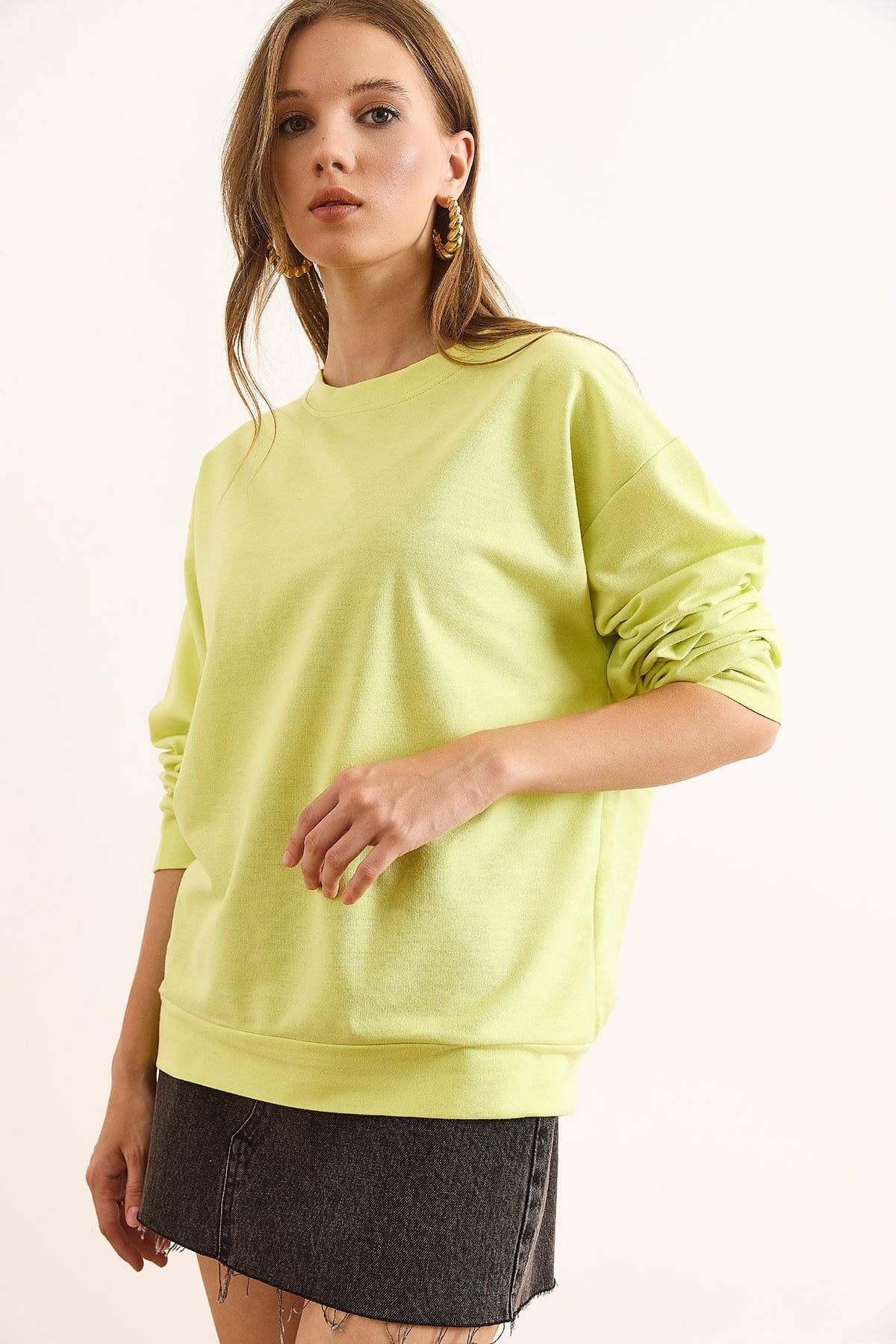 Basic Yumuşak Dokulu Salaş Sweatshirt Düz Neon Sarı