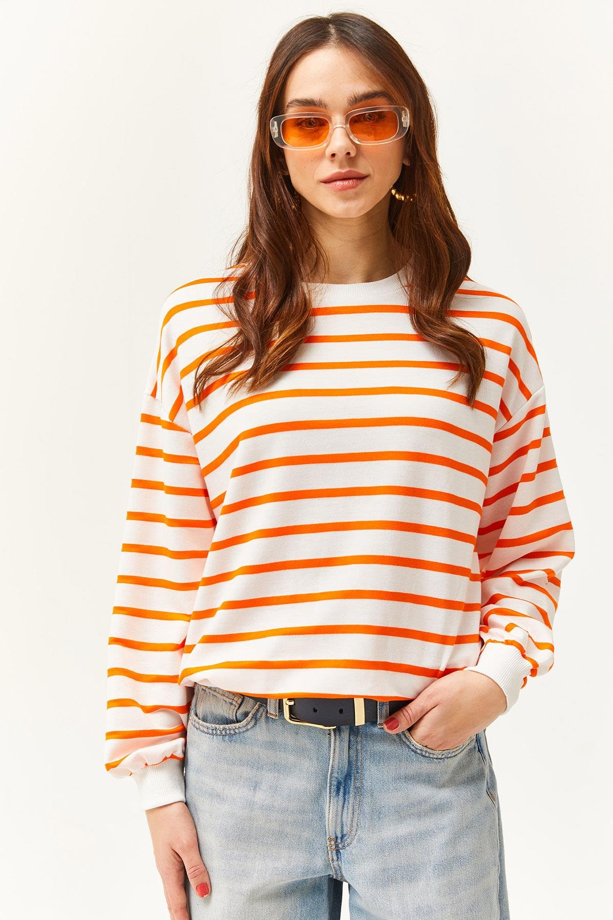 Basic Yumuşak Dokulu Salaş Sweatshirt Beyaz Neon Turuncu