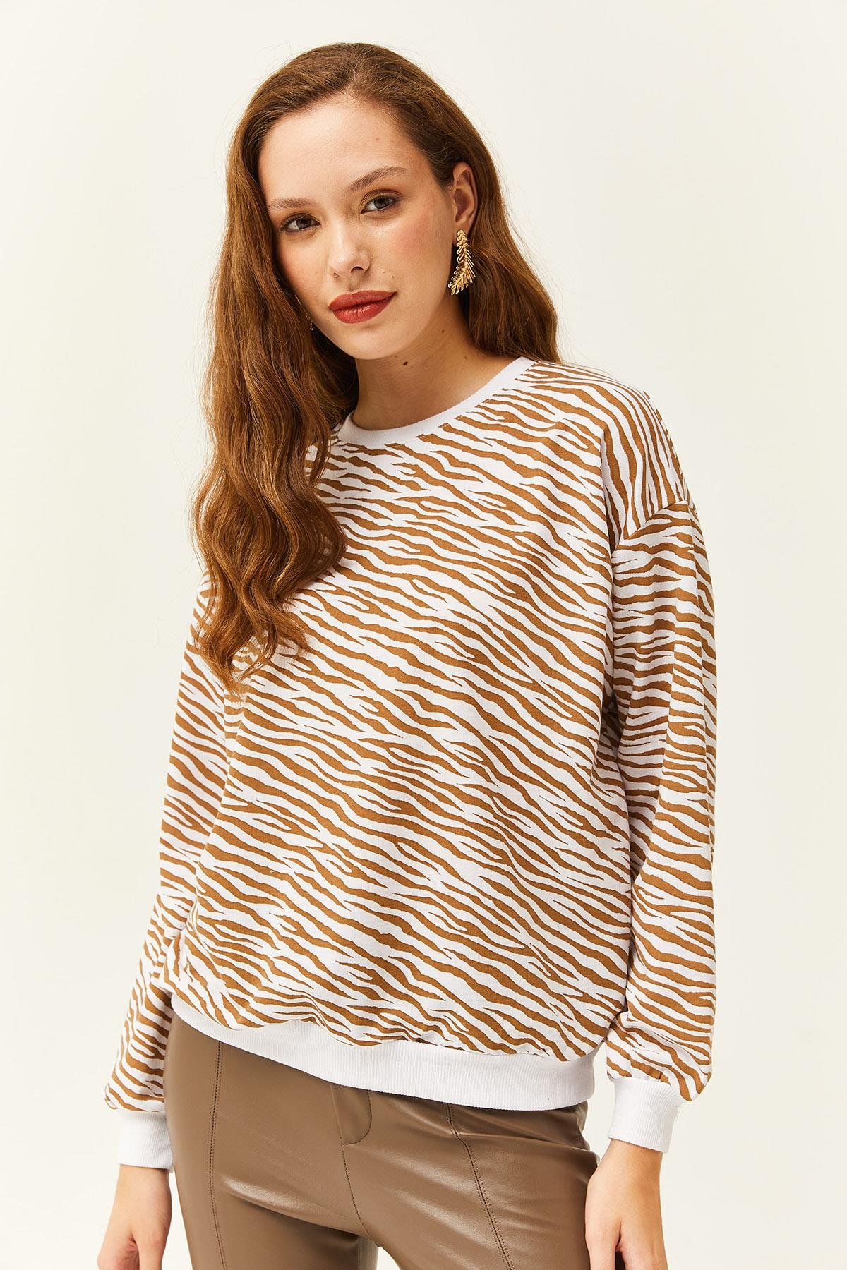 Basic Yumuşak Dokulu Salaş Sweatshirt Zebra Kahve