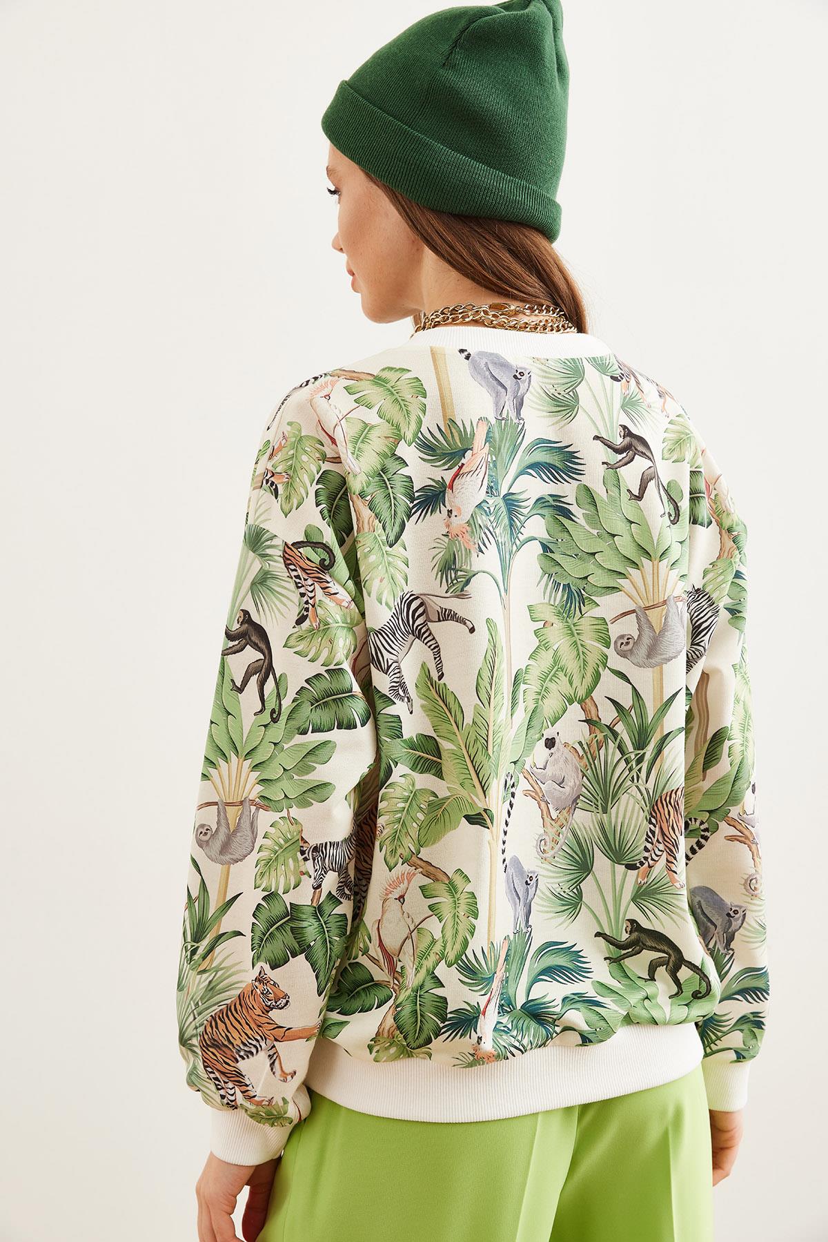 Basic Yumuşak Dokulu Salaş Sweatshirt Jungle Ekru