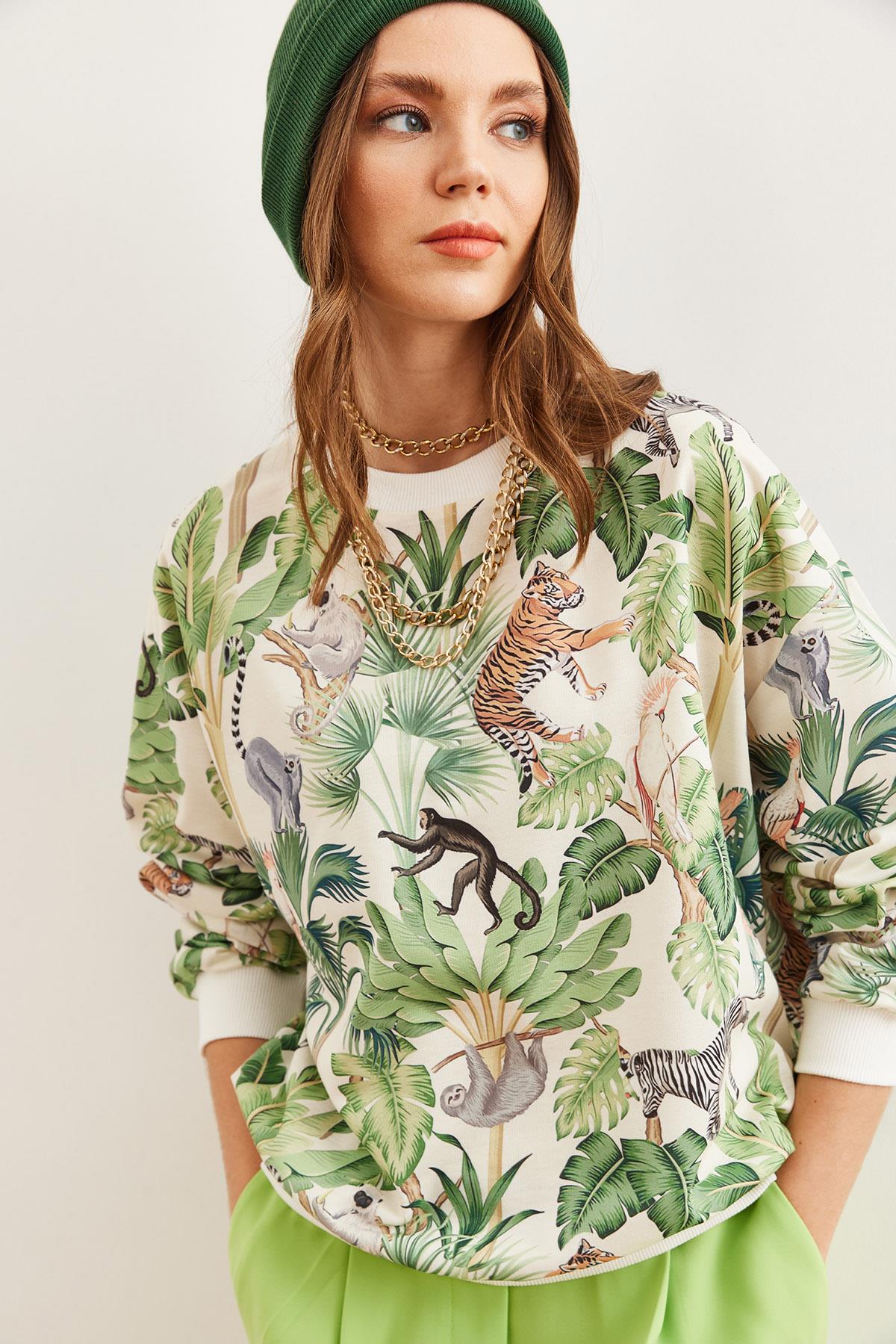 Basic Yumuşak Dokulu Salaş Sweatshirt Jungle Ekru