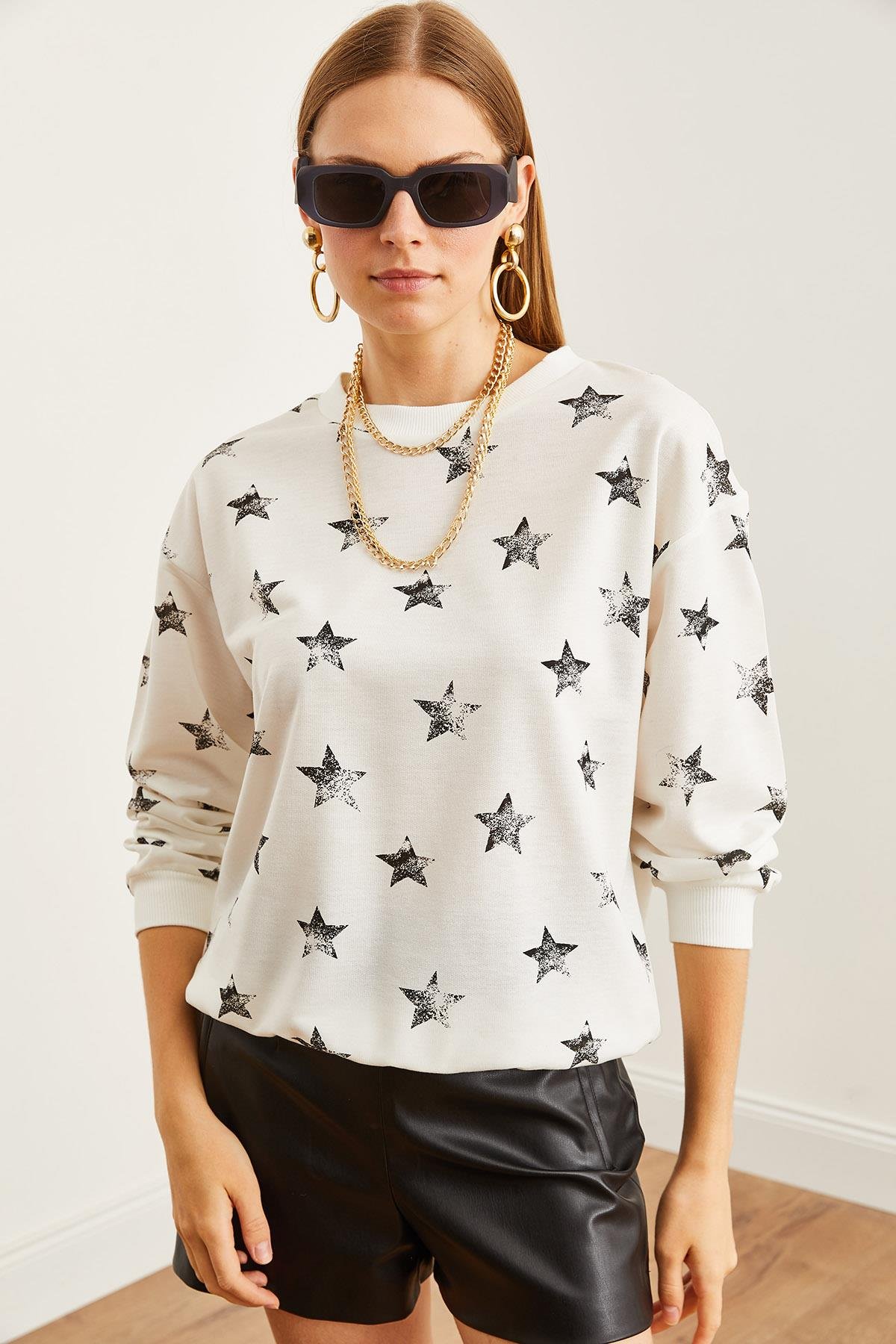 Basic Yumuşak Dokulu Salaş Sweatshirt Varak Beyaz
